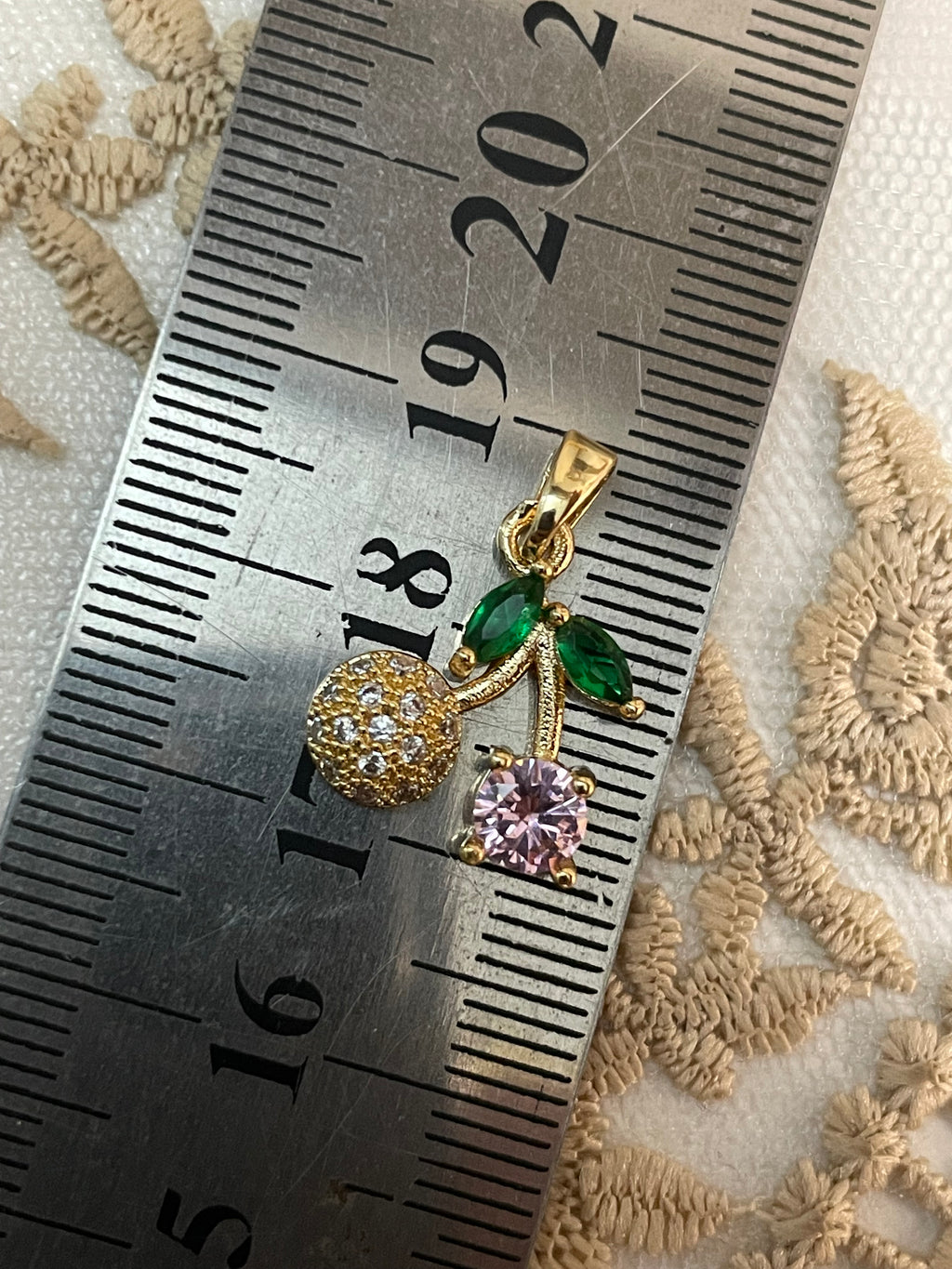 Pendant 47