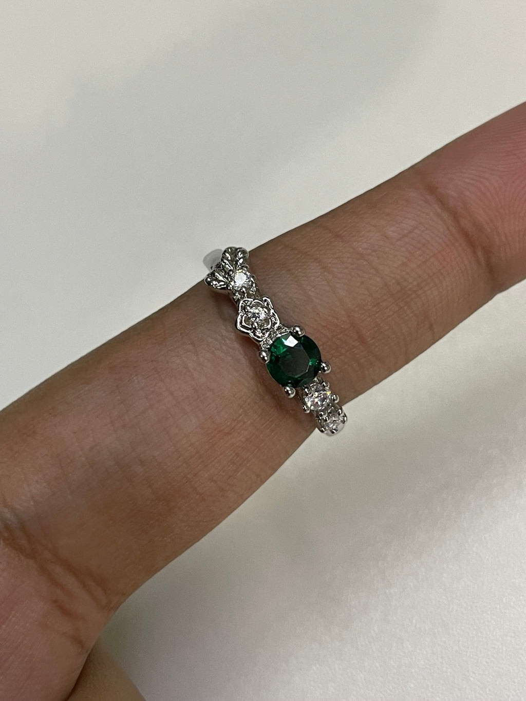 Ring 114 (Adjustable)