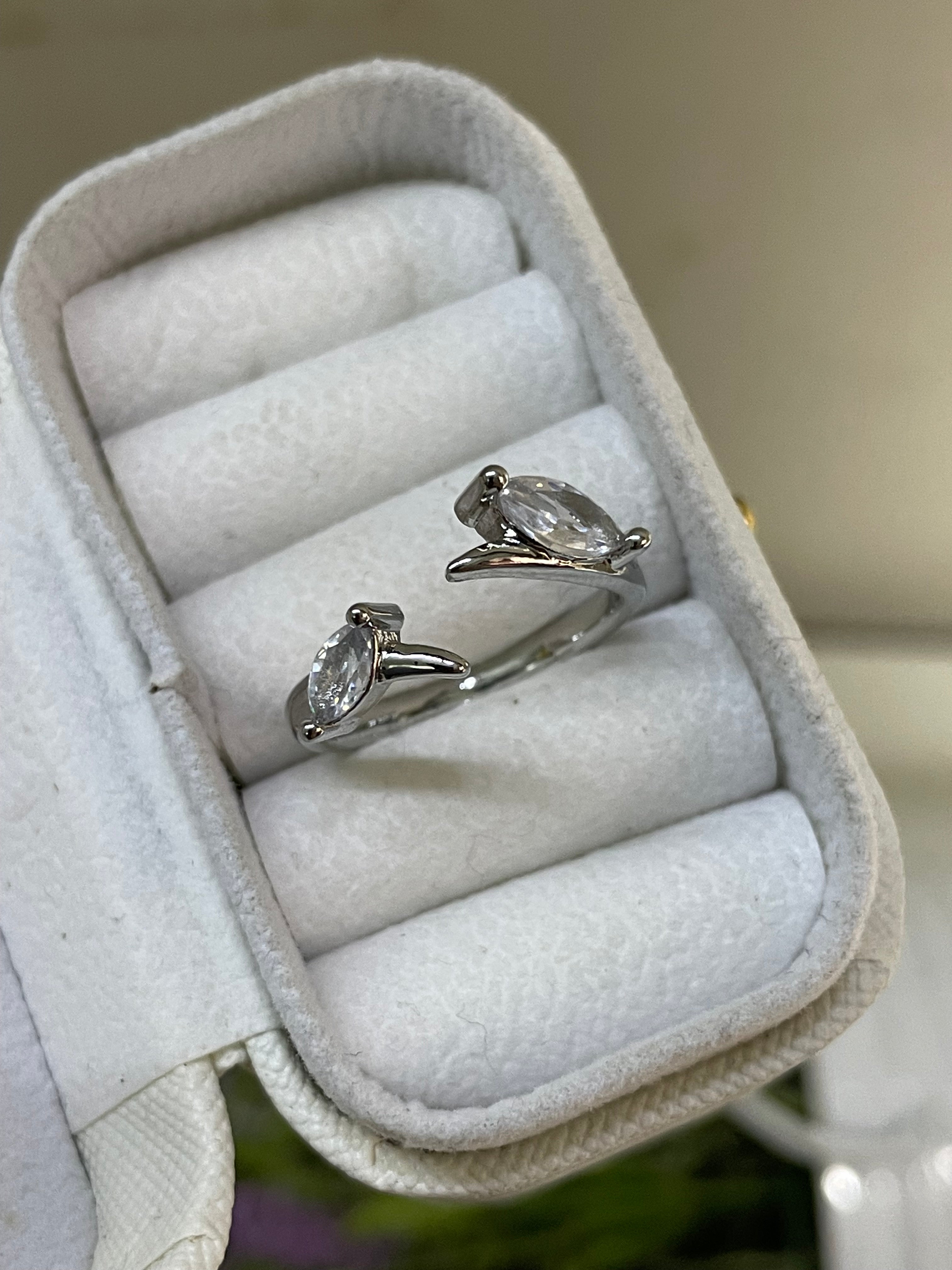 Ring 125 (Adjustable)