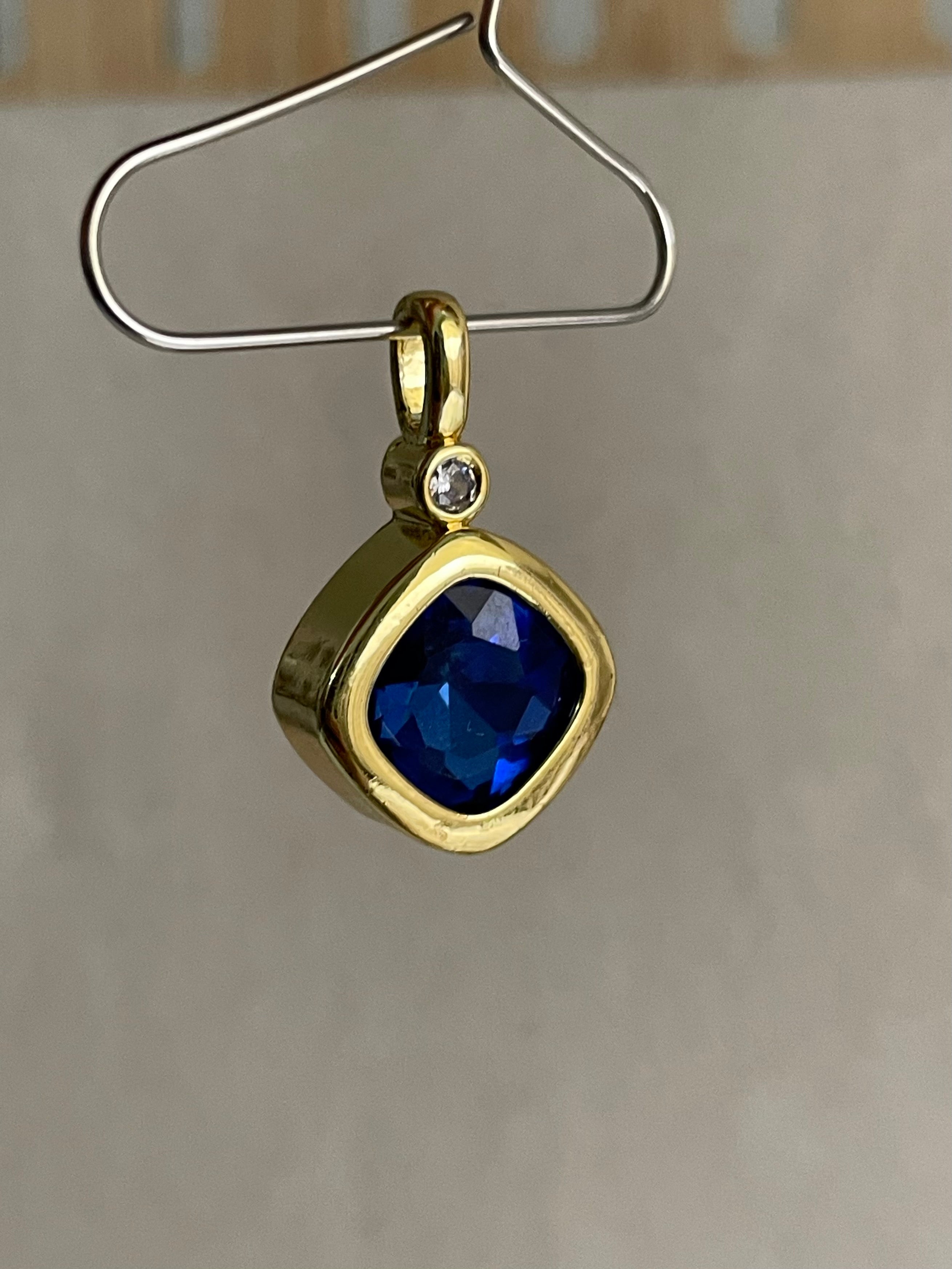 Chamber pendant 48