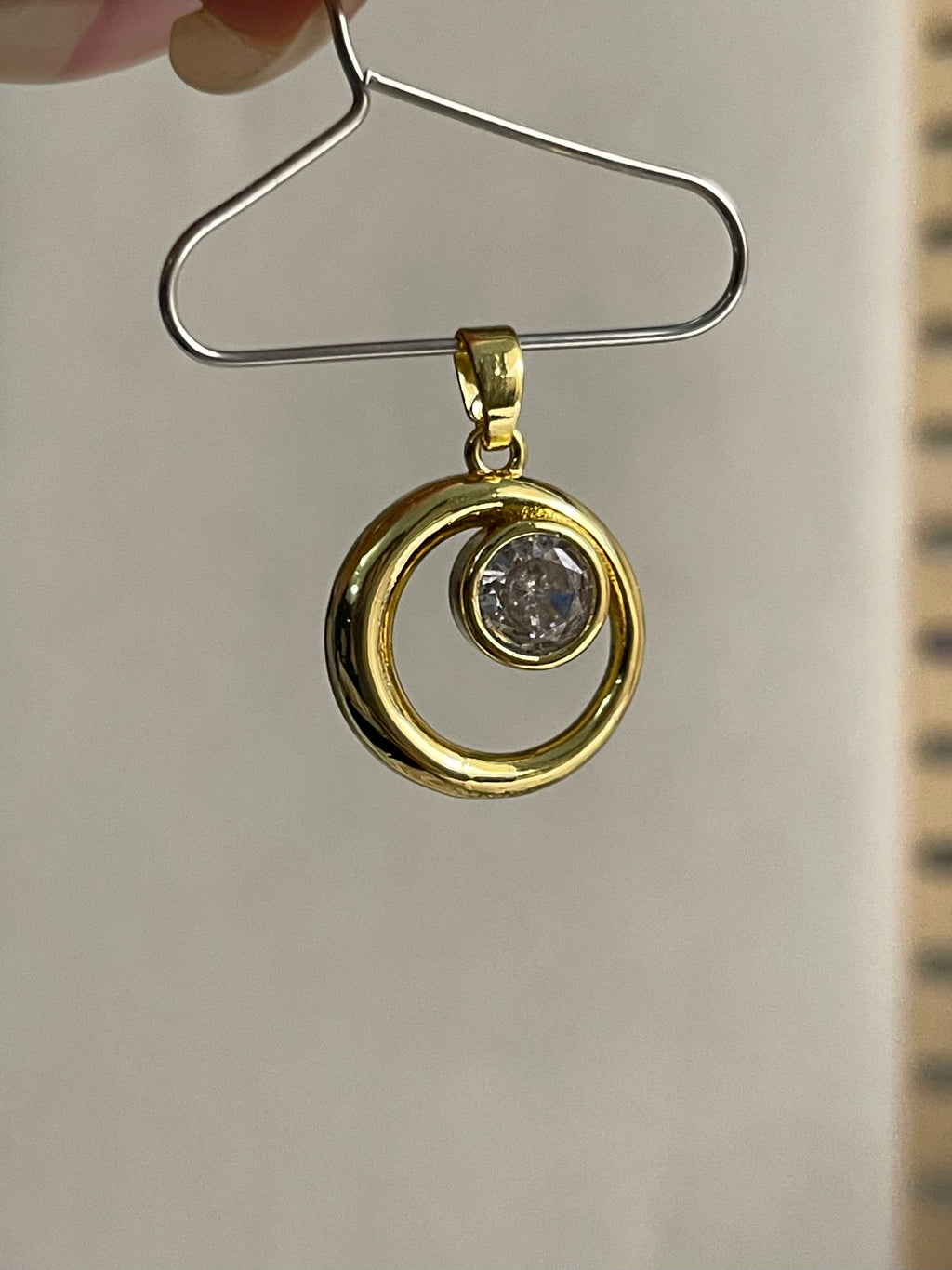 Pendant 39