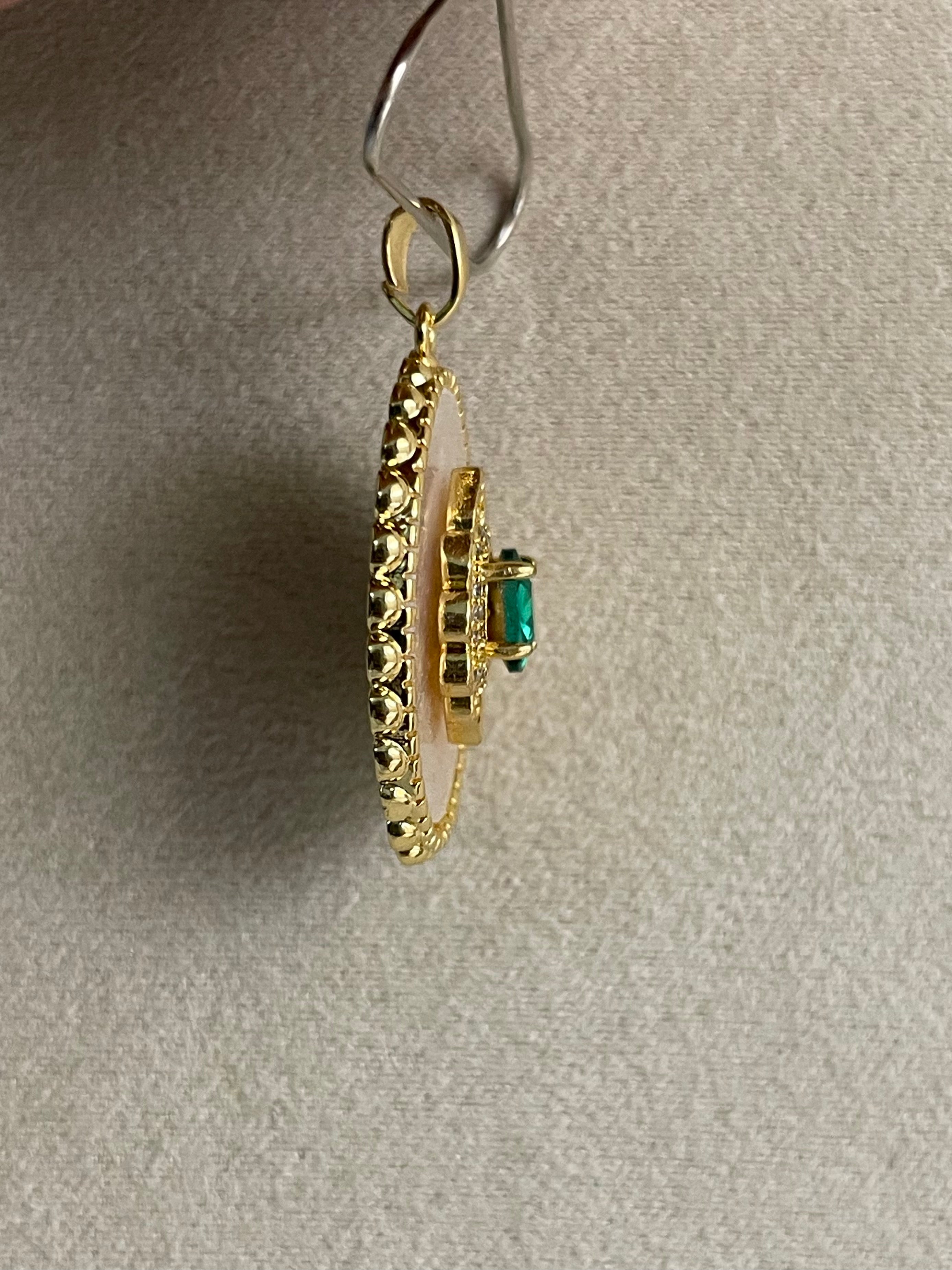 Pendant 11