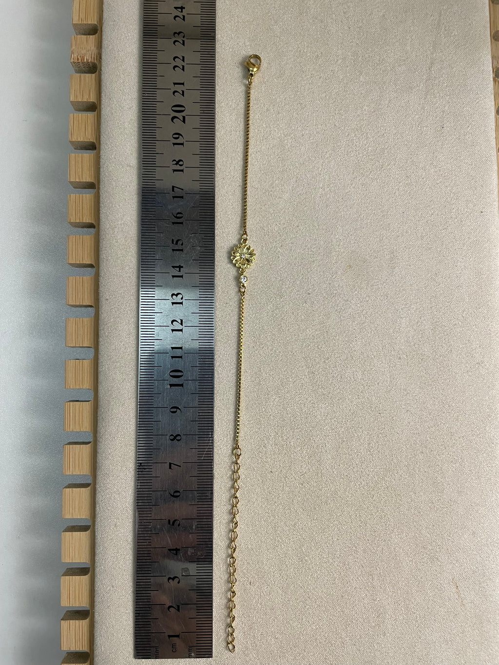 Bracelet 13