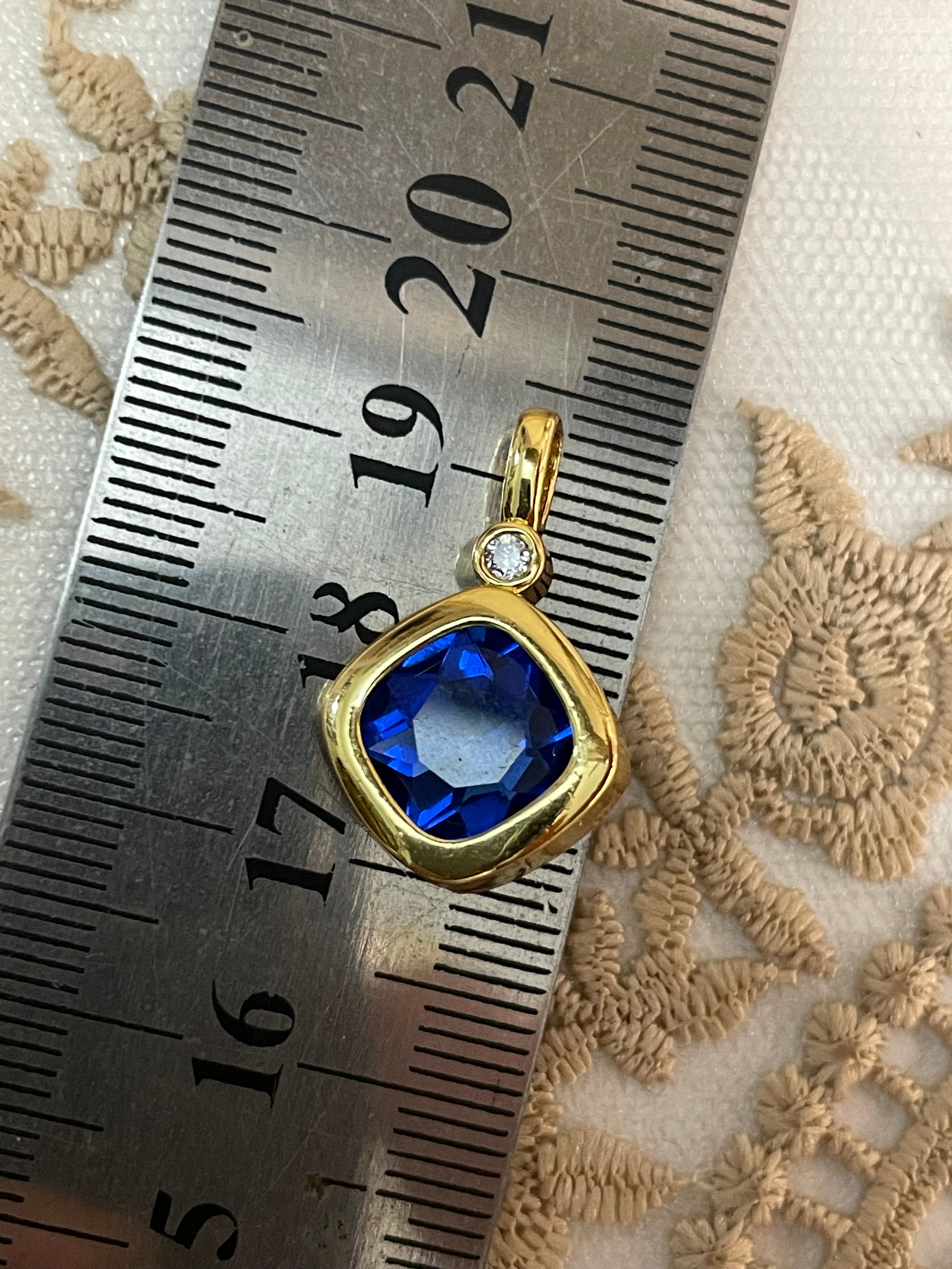 Chamber pendant 48