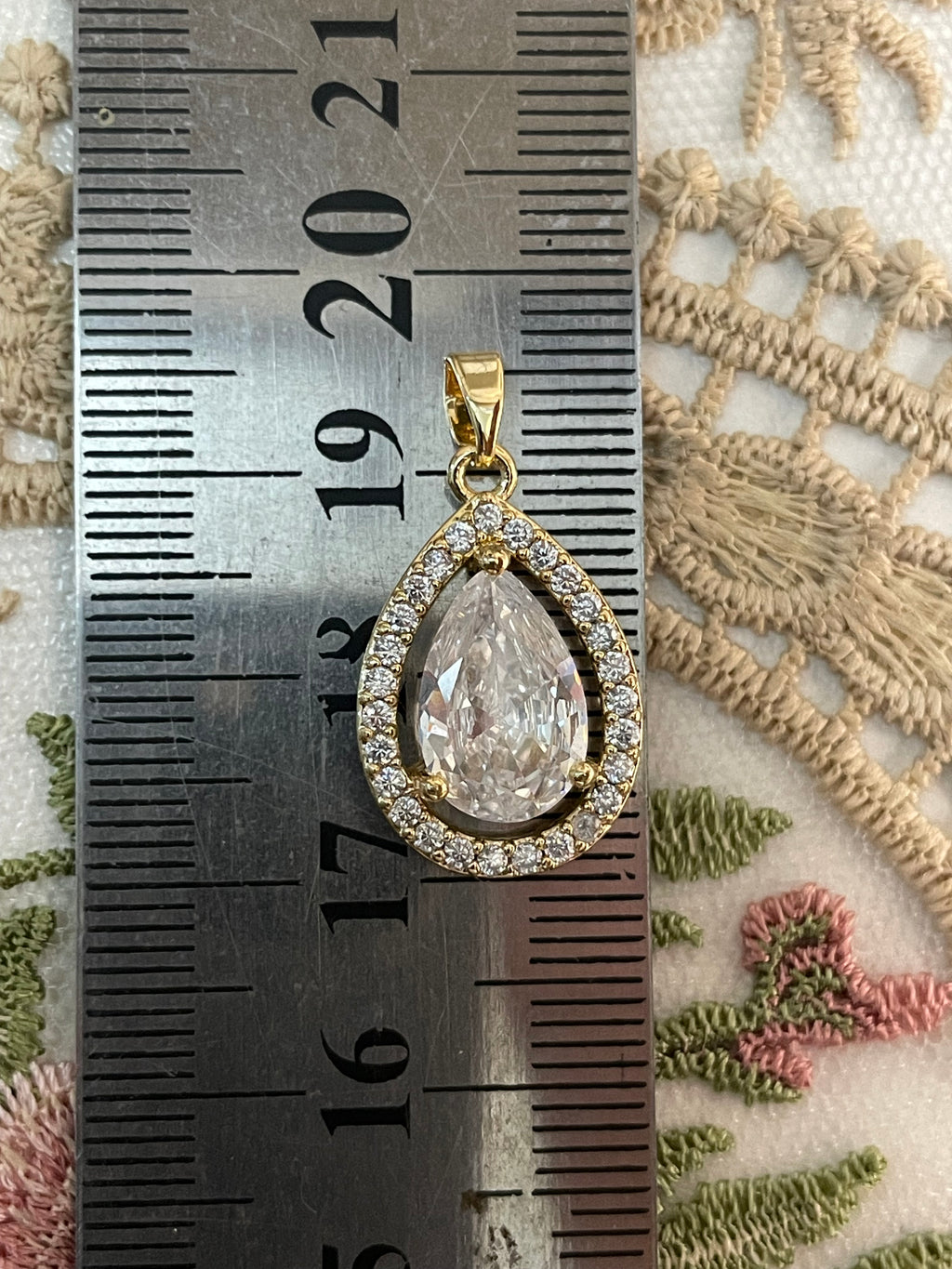 Pendant 35