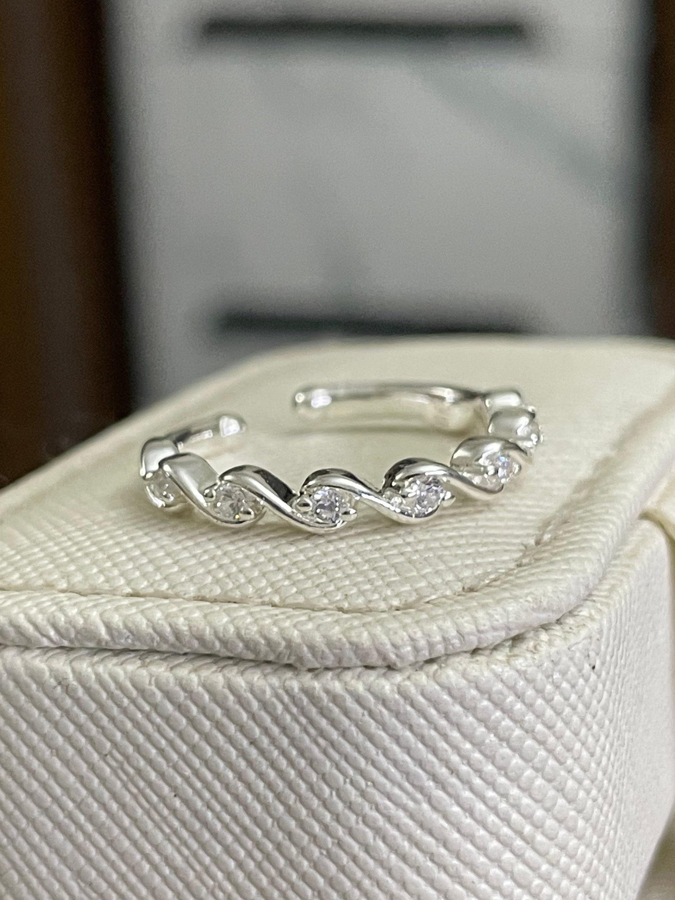 Ring 71 (Adjustable)
