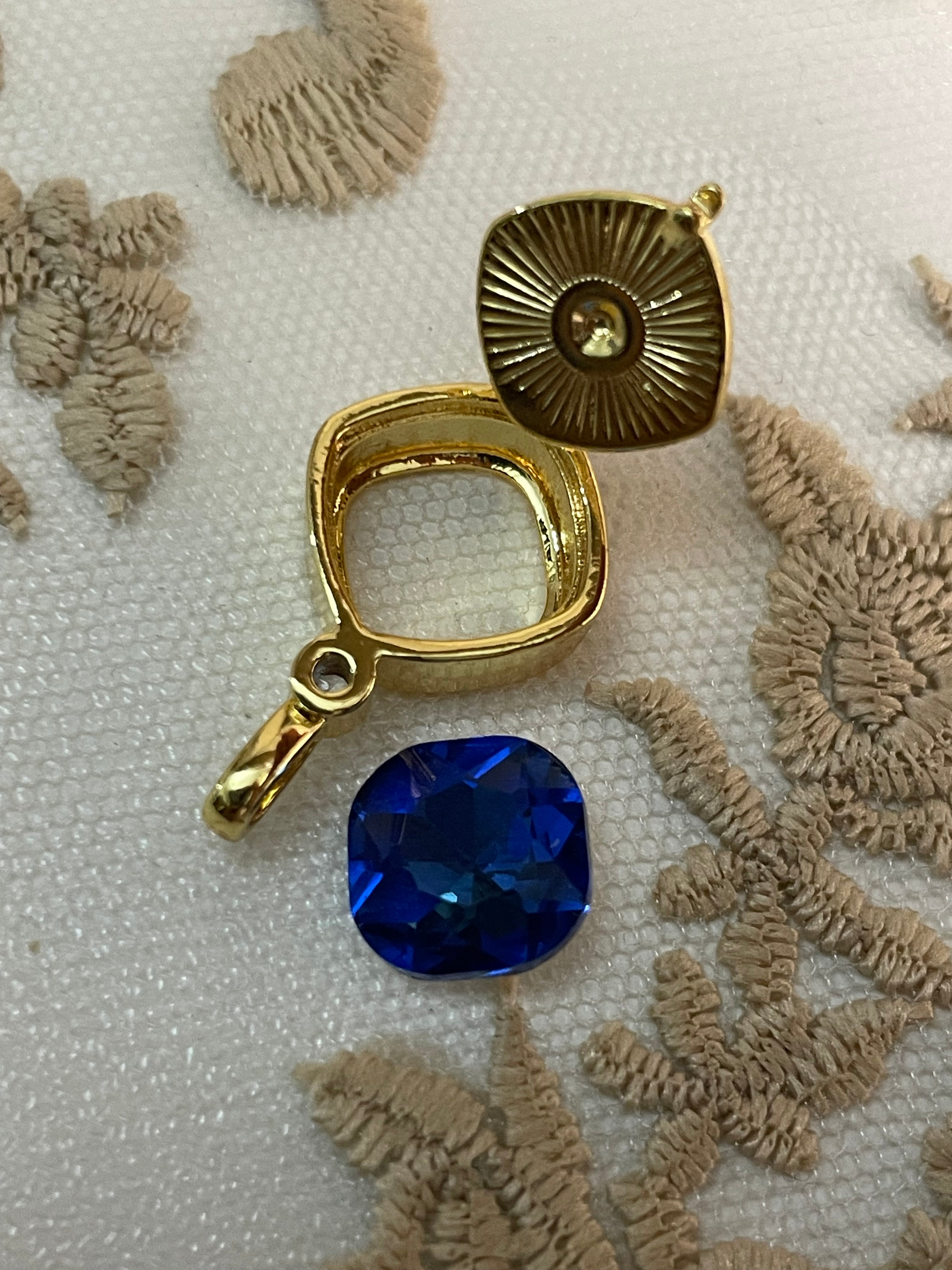 Chamber pendant 48