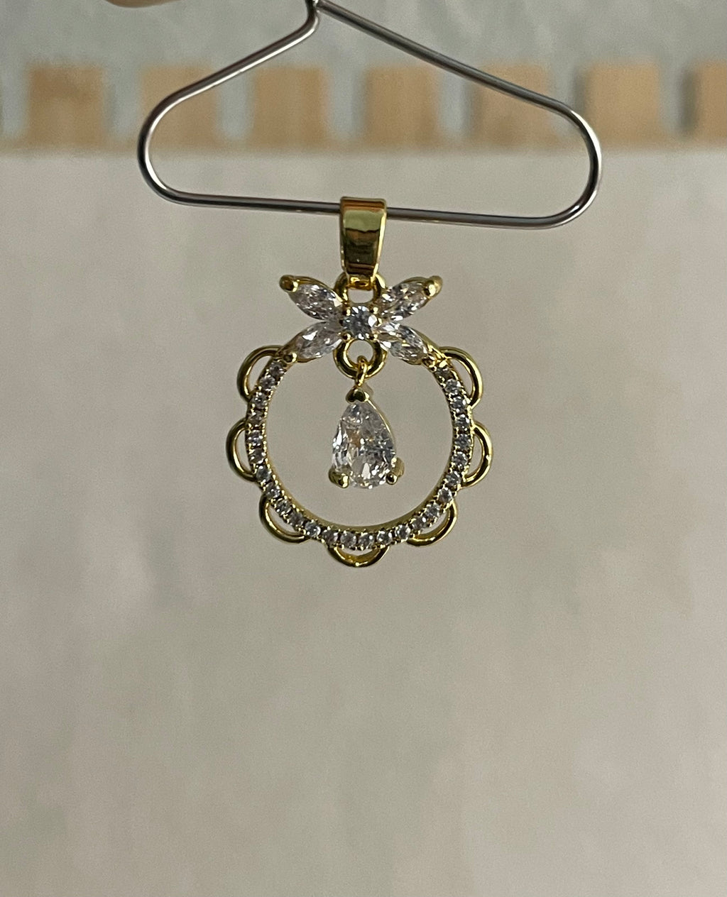Pendant 41