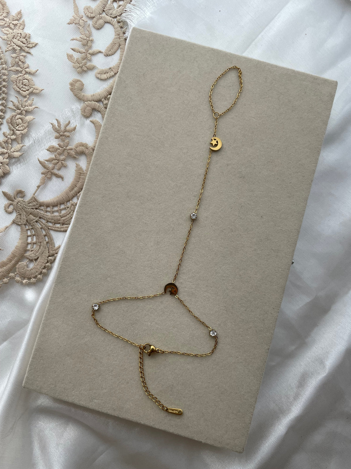Hand chain
