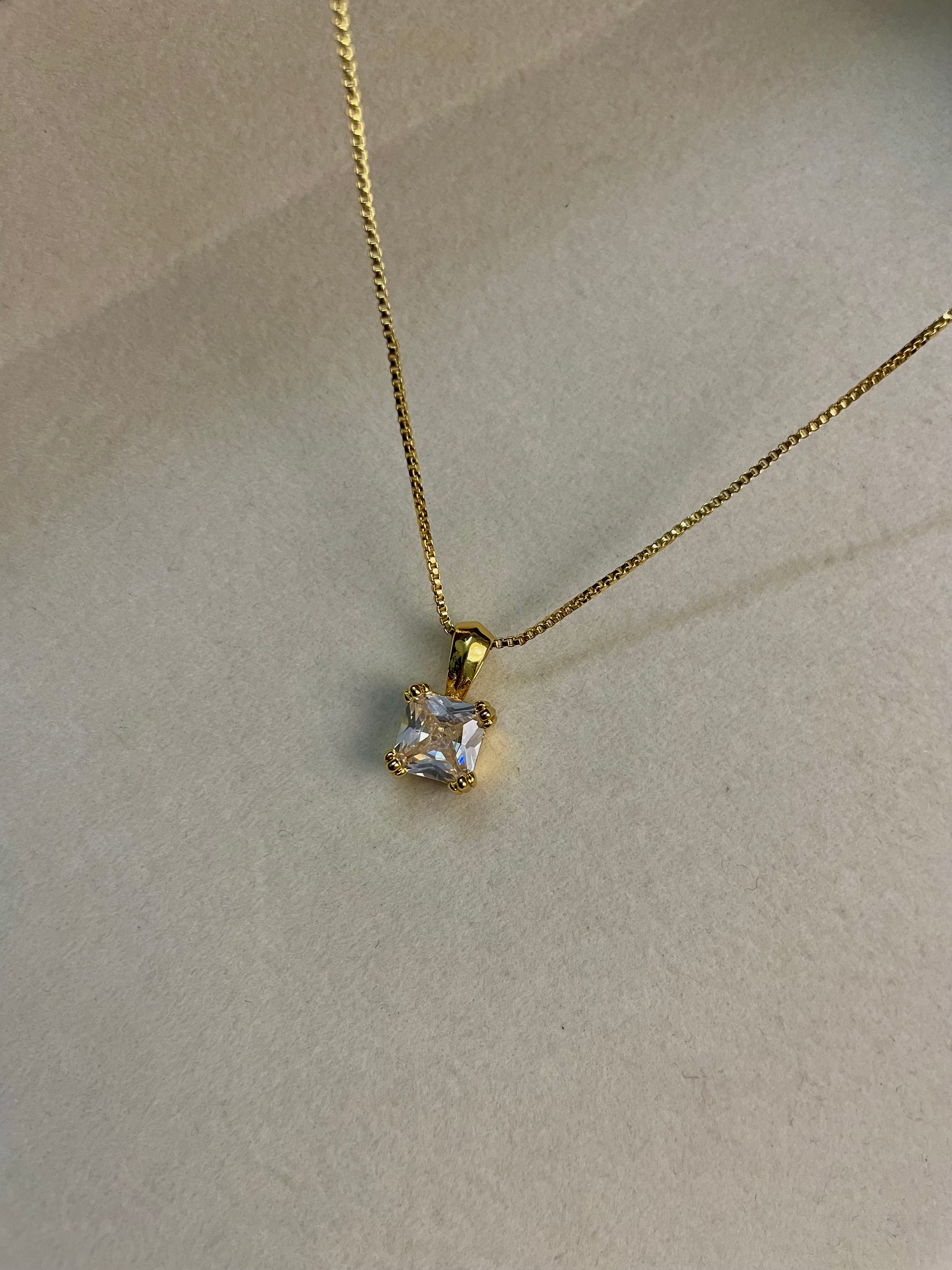 N45- Dainty