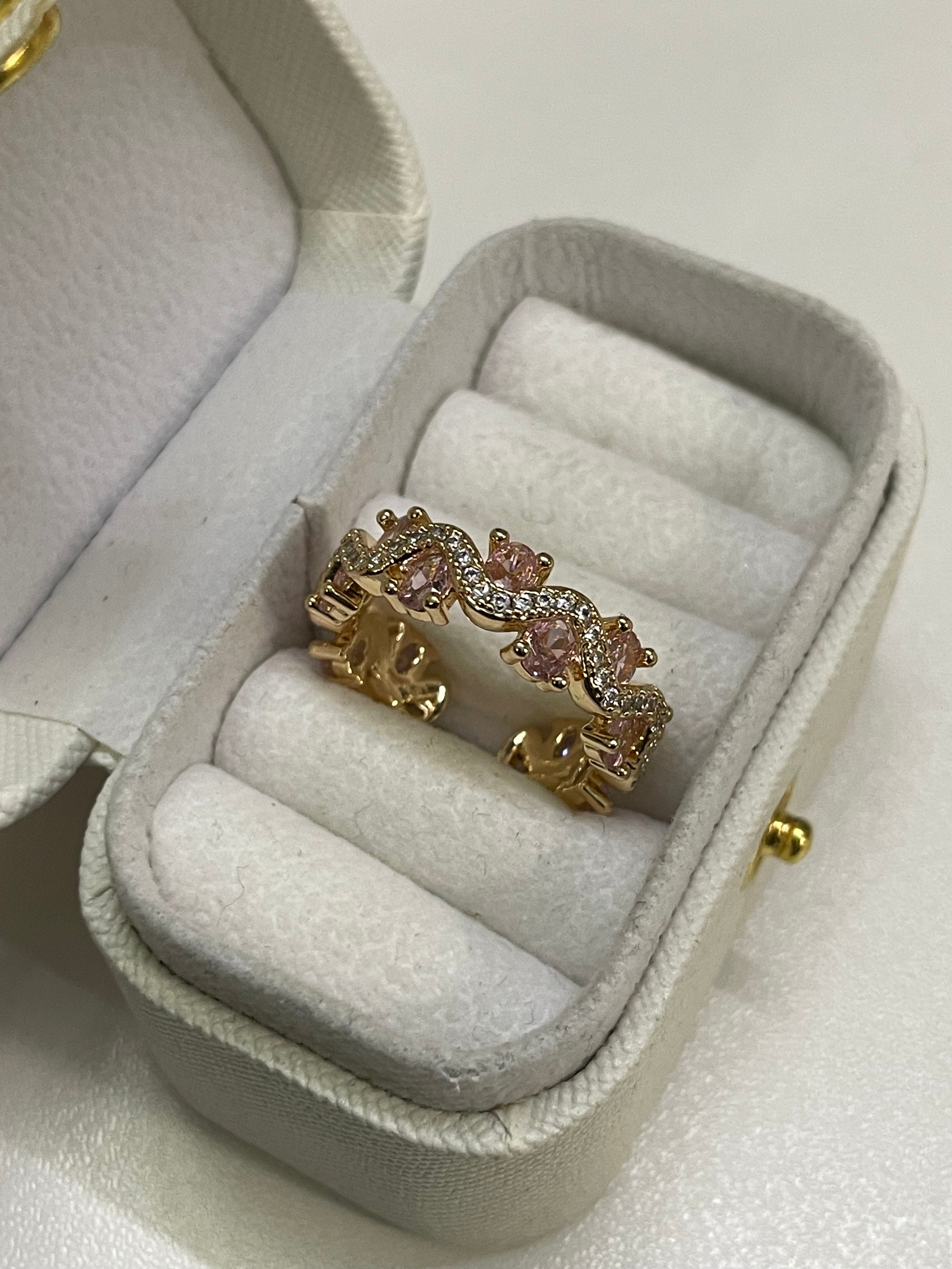 Ring 151 (Adjustable)