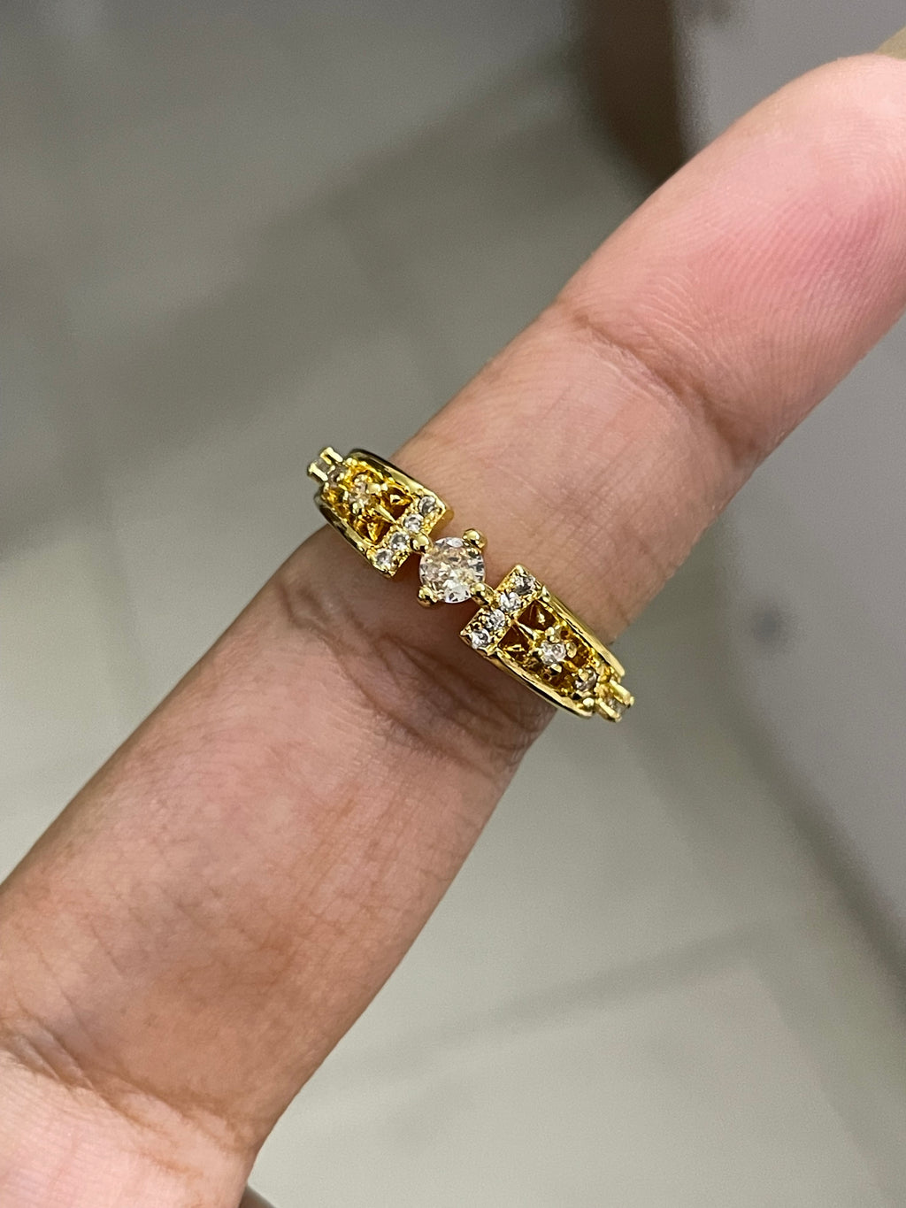 Ring 31 (Adjustable)