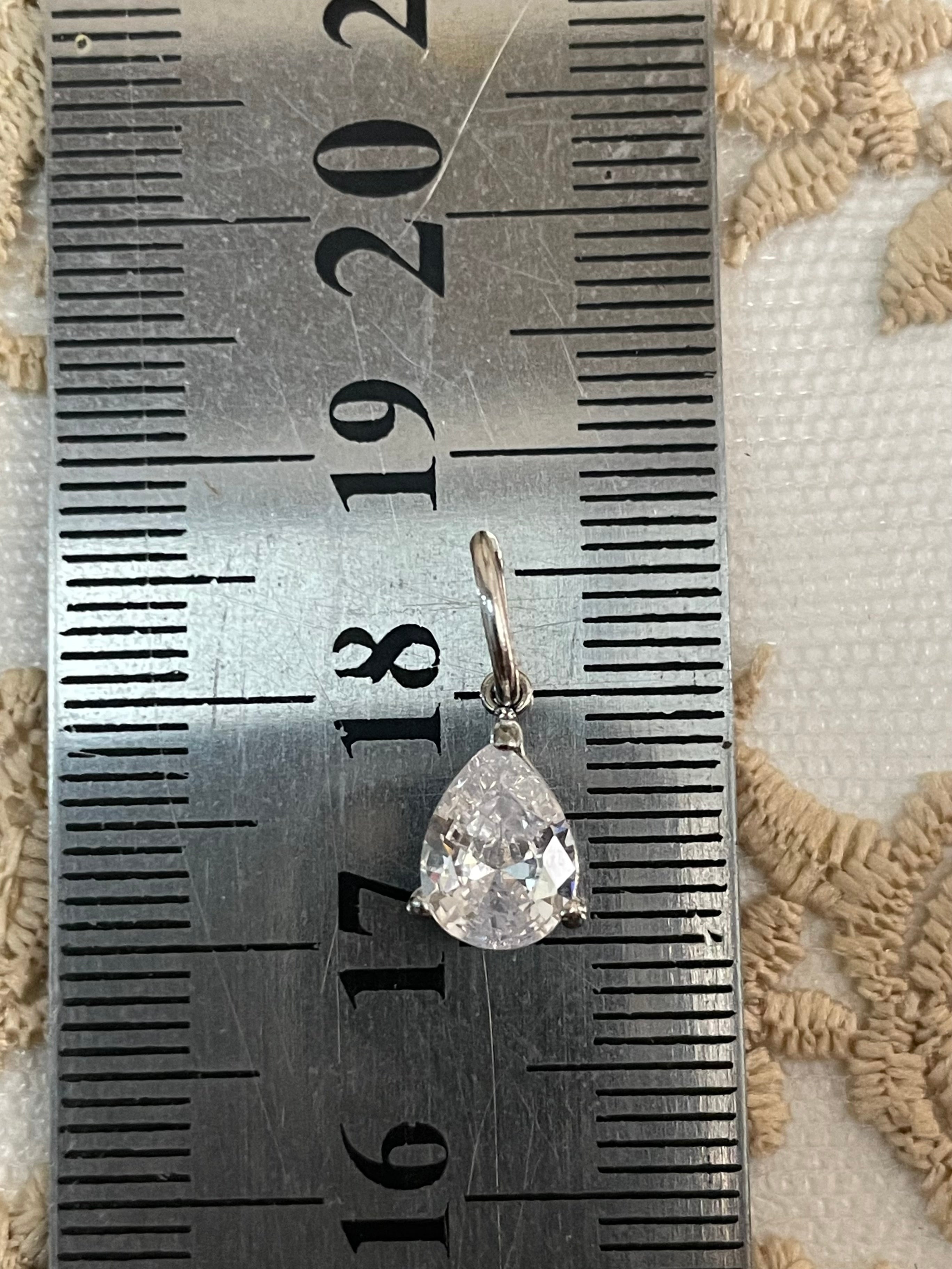 Pendant 26