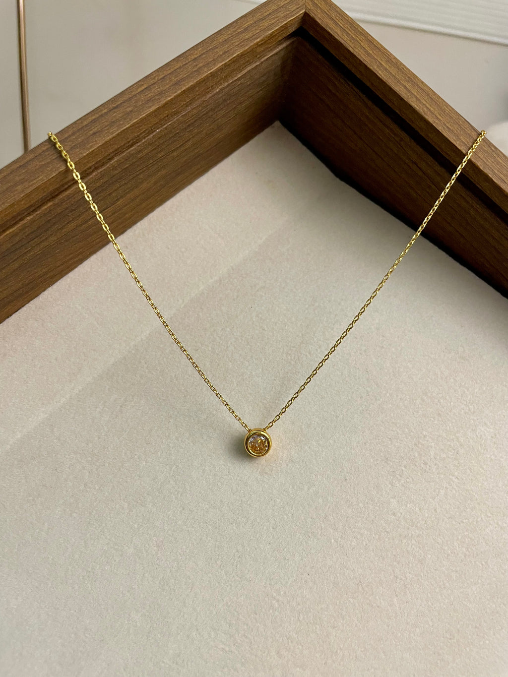 N47- Dainty Smiley