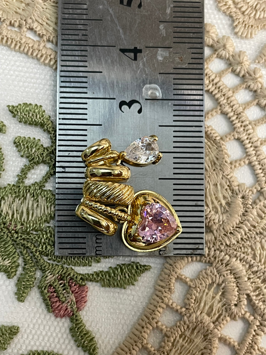 Pendant 9