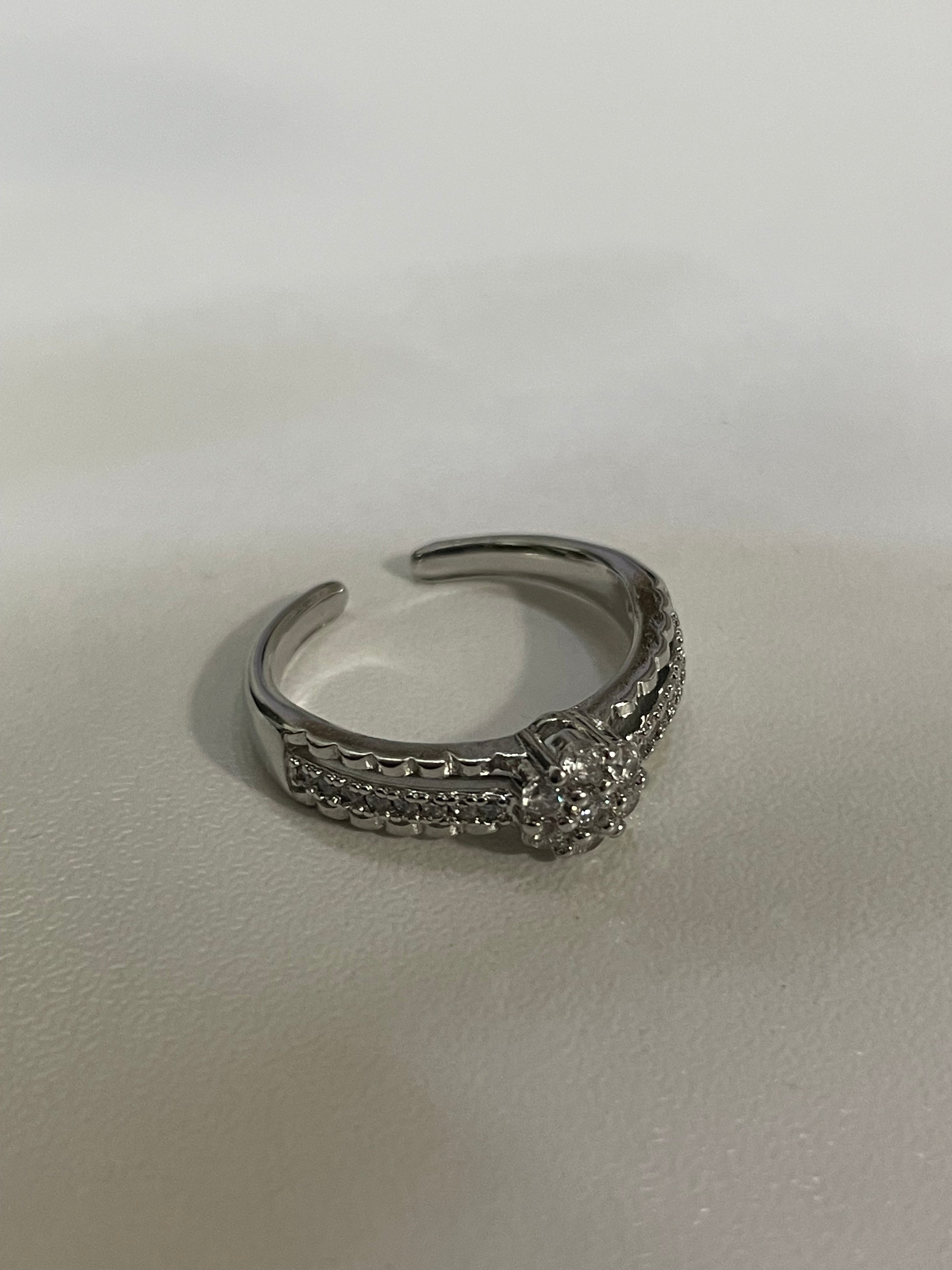 Ring 14 (Adjustable)