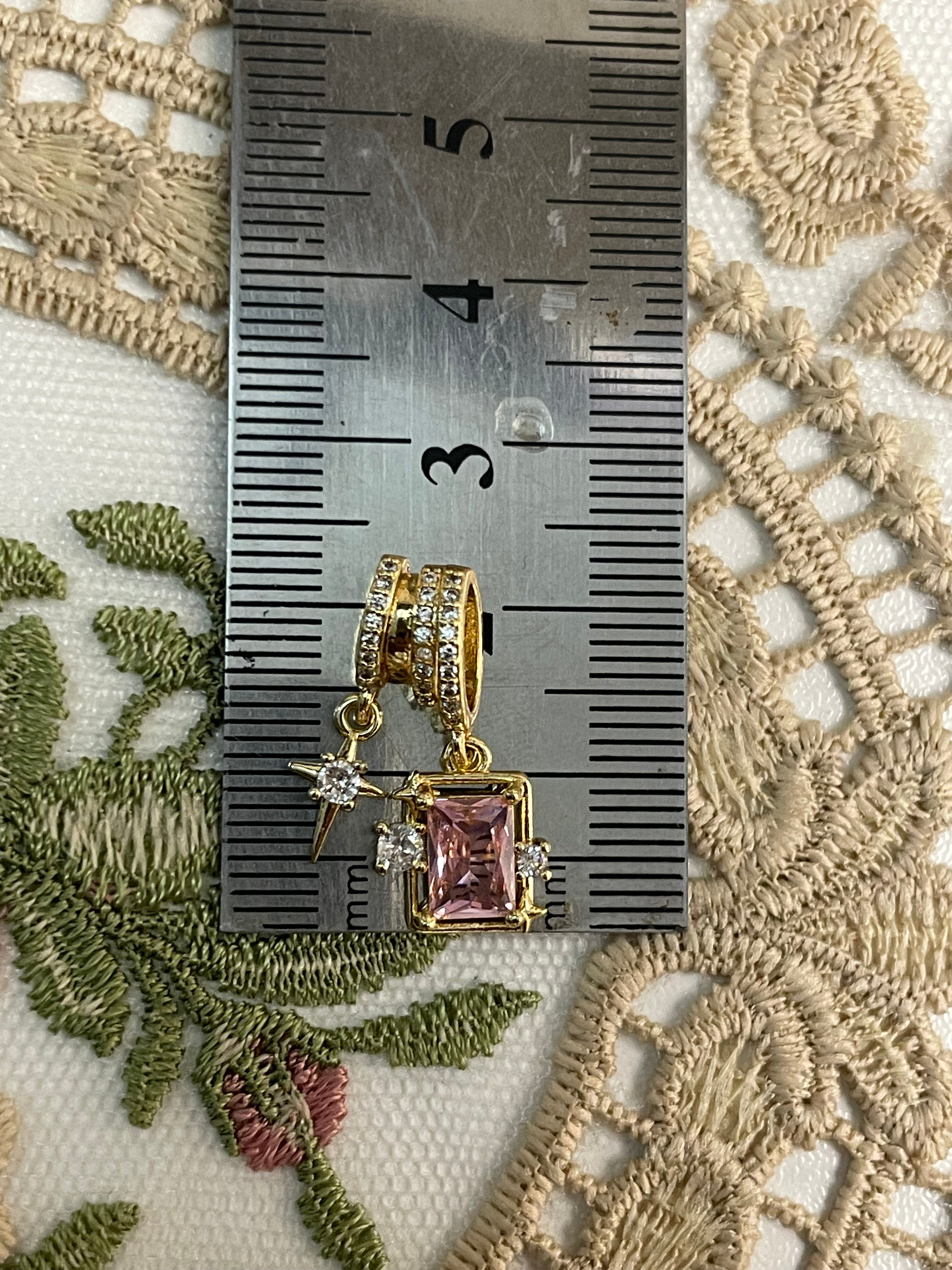 Pendant 6