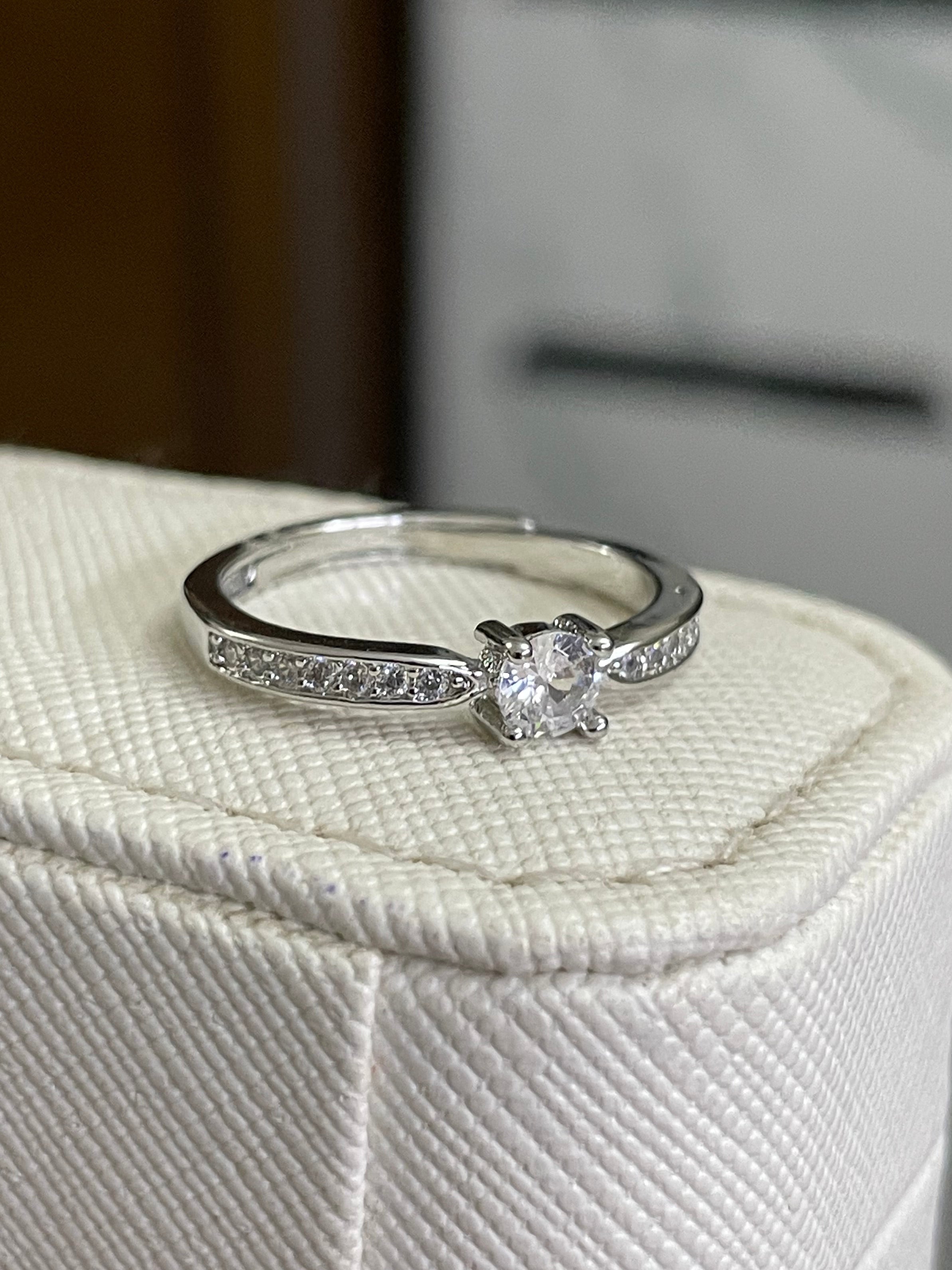 Ring 128 (Adjustable)