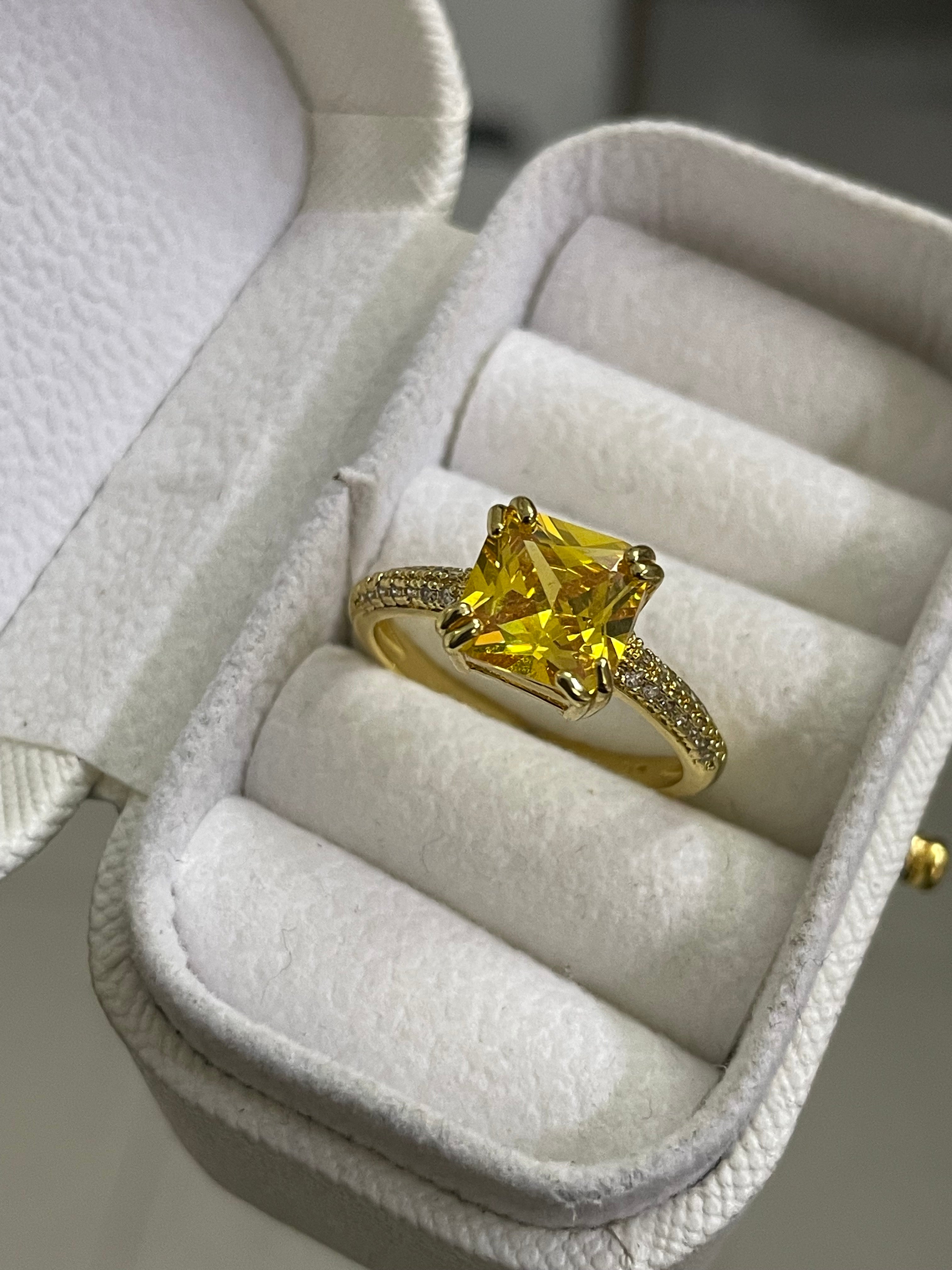 Ring 121 (Adjustable)