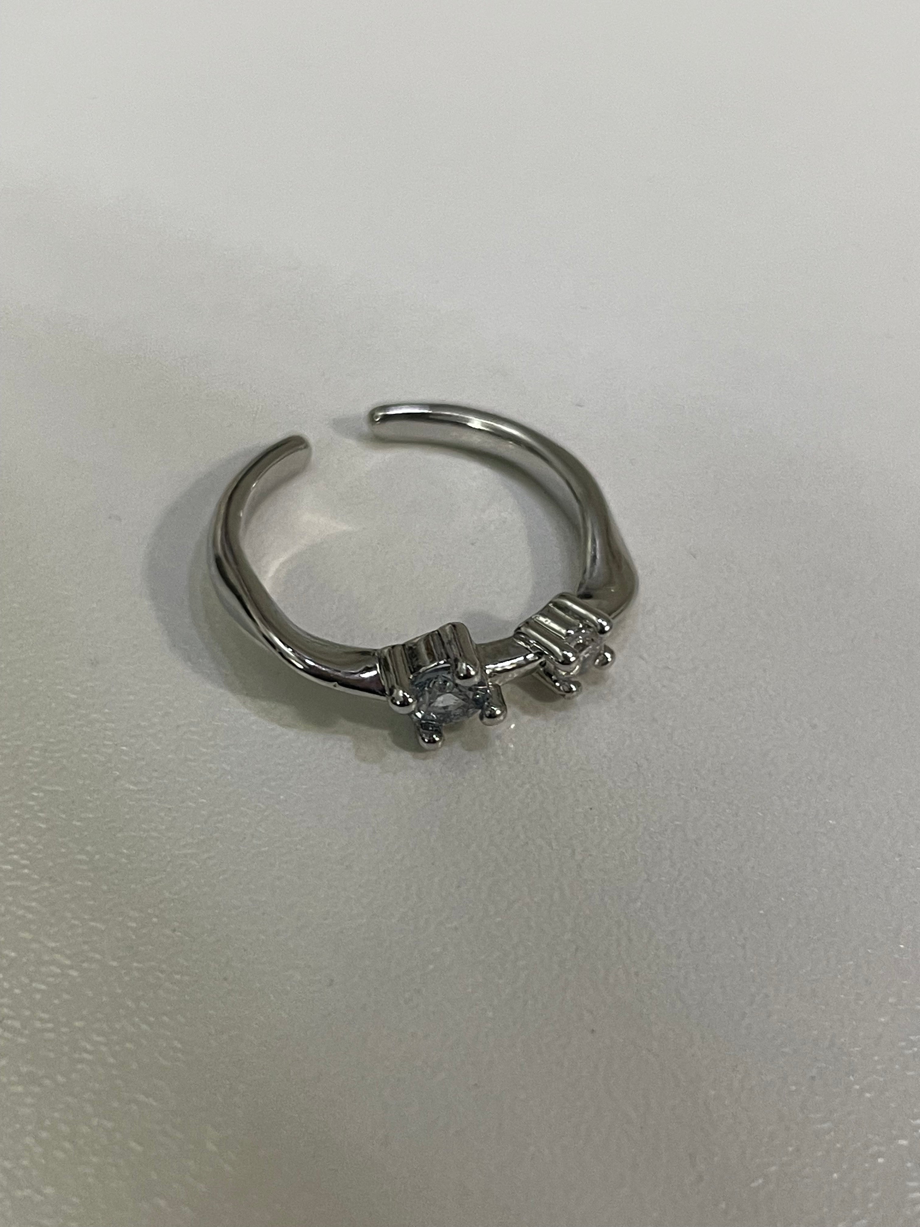 Ring 109 (Adjustable)