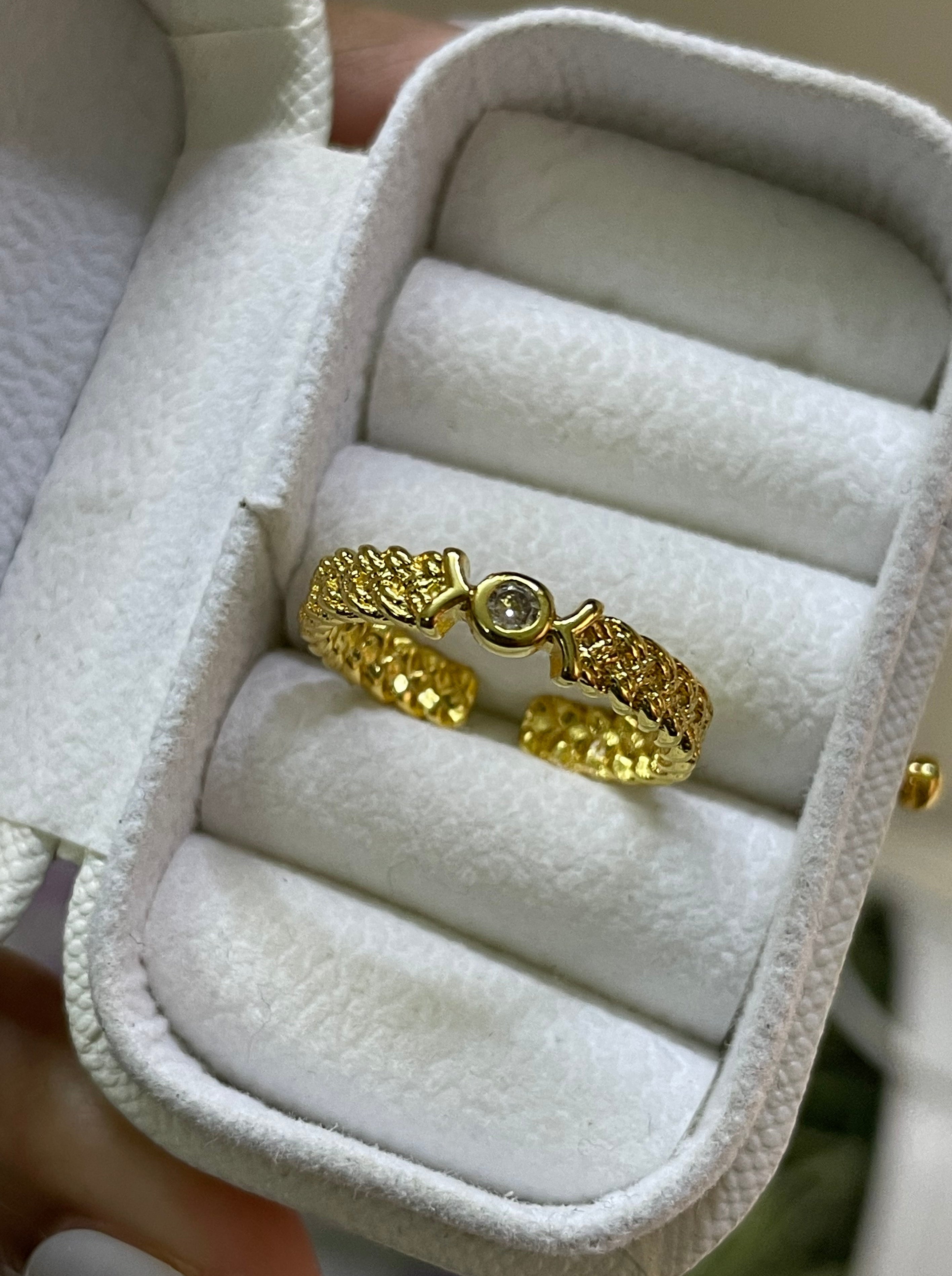 Ring 134 (Adjustable)