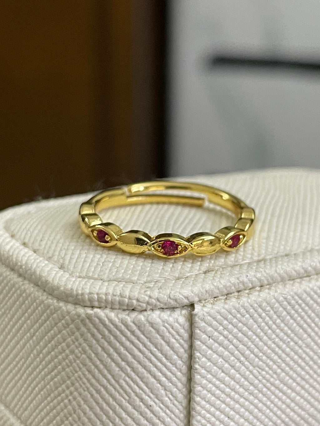 Ring 52 (Adjustable)