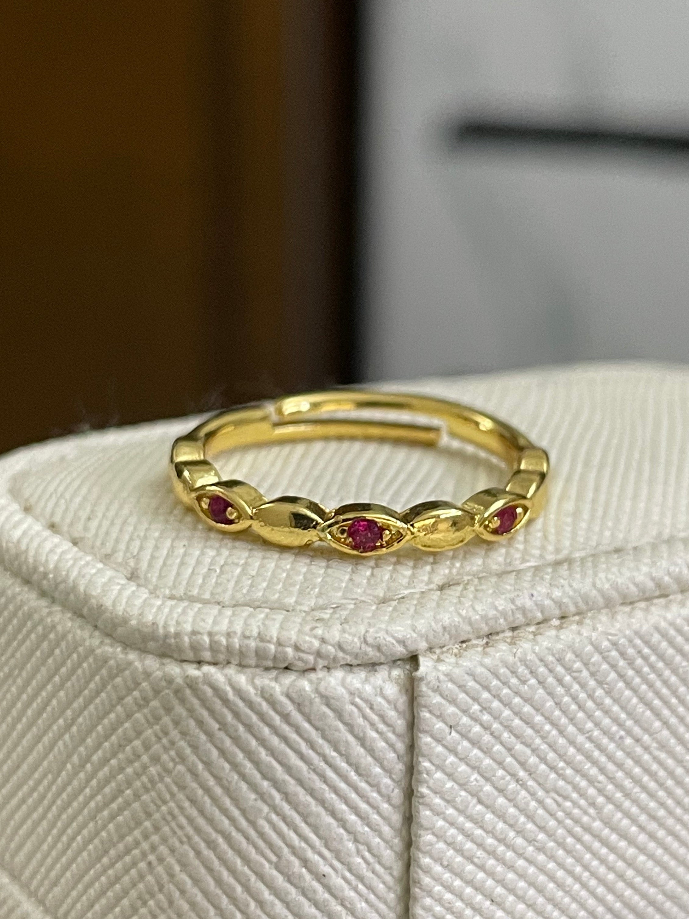 Ring 52 (Adjustable)