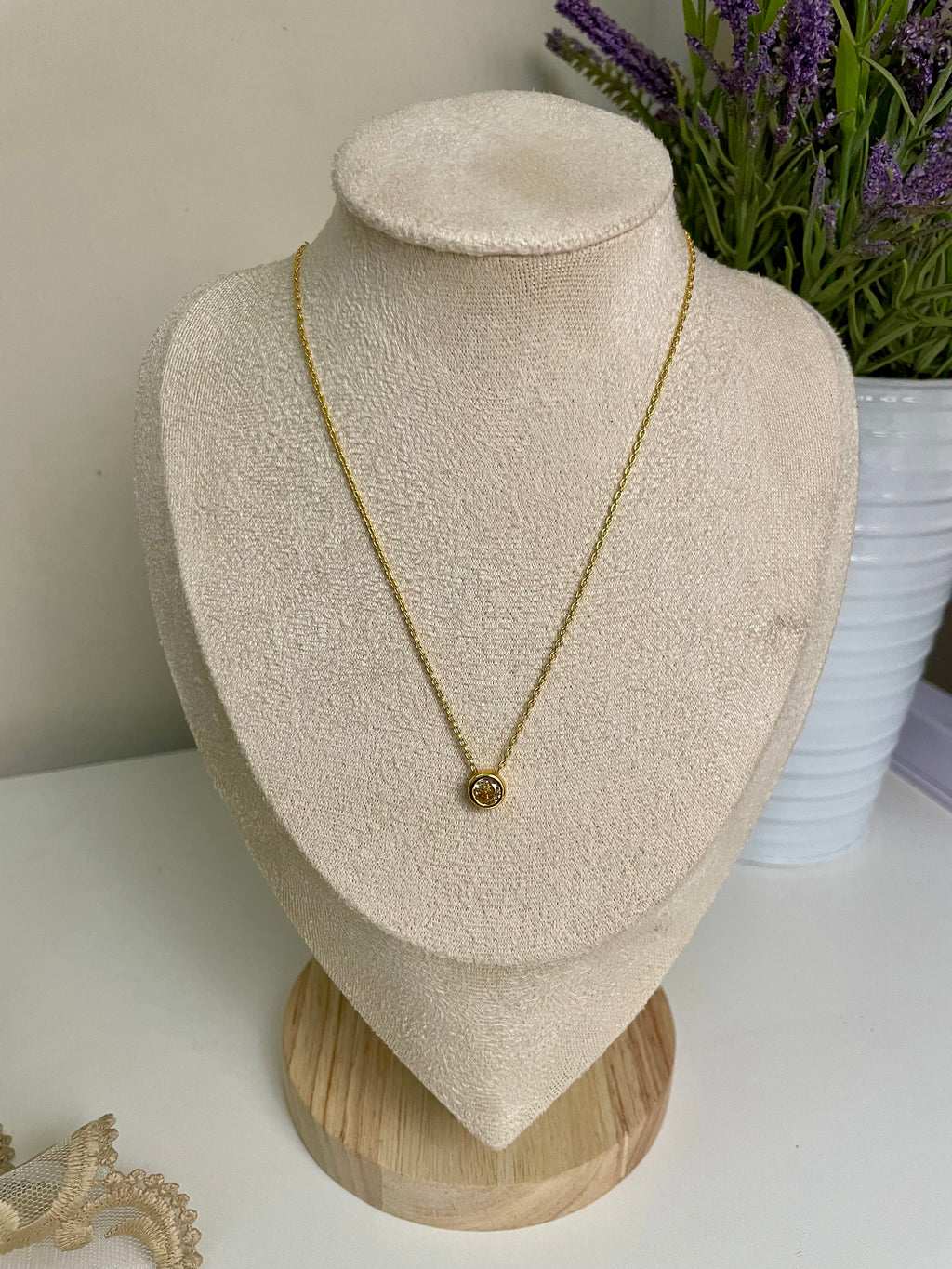 N47- Dainty Smiley