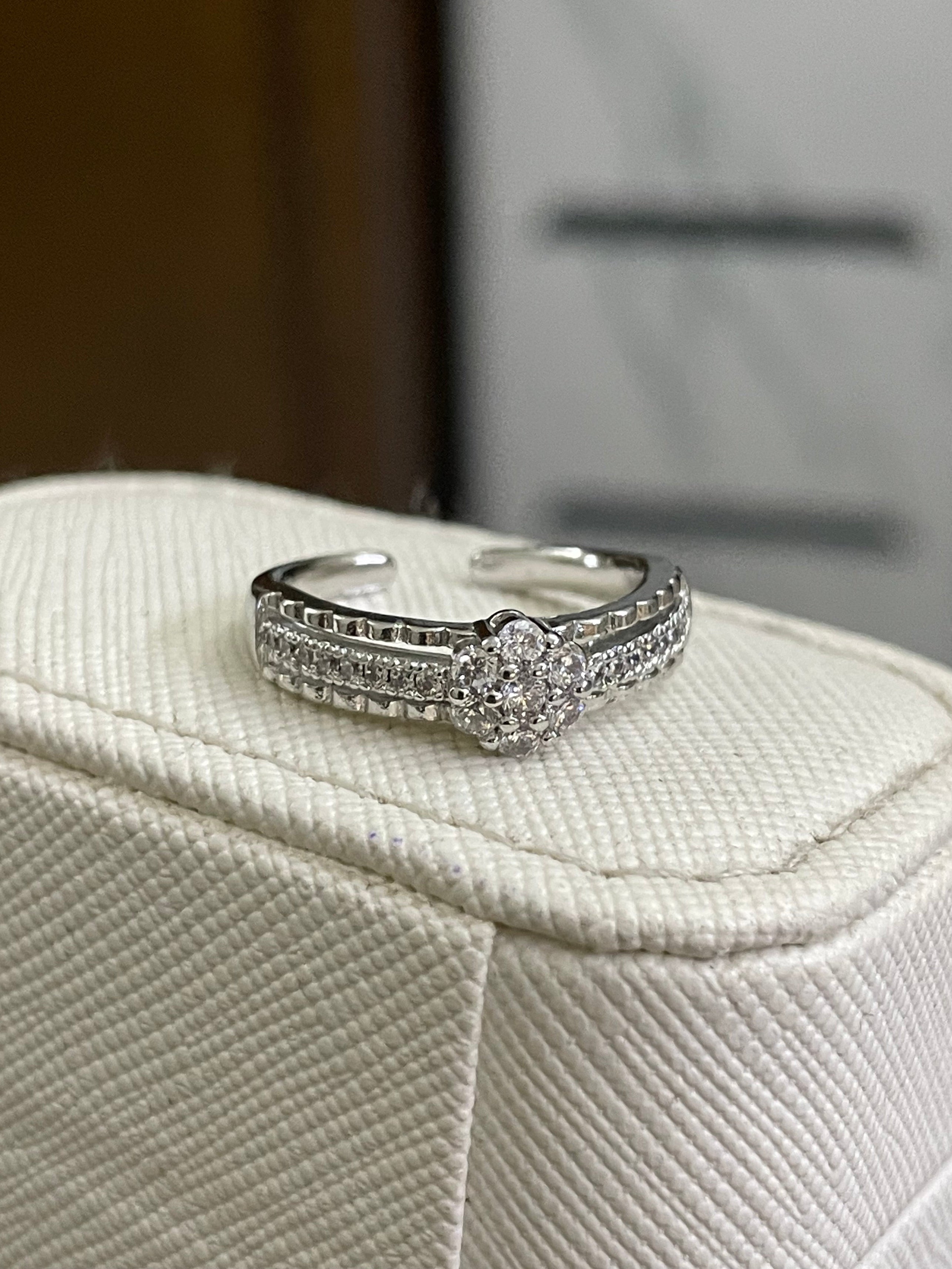 Ring 14 (Adjustable)