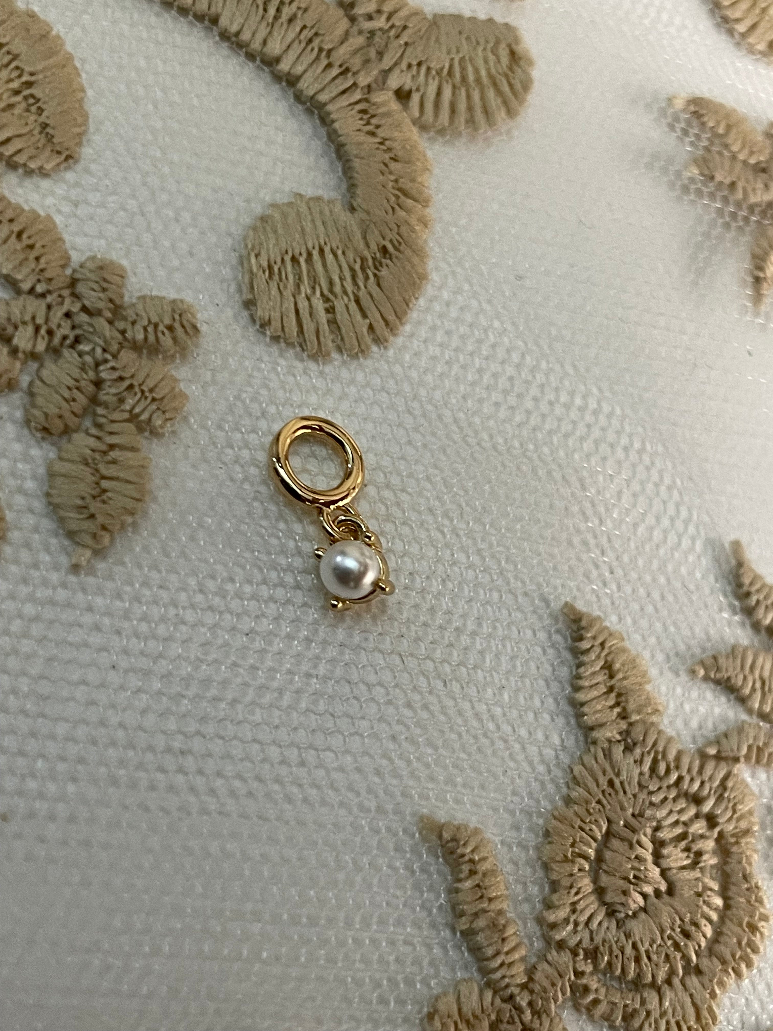 Pendant 42