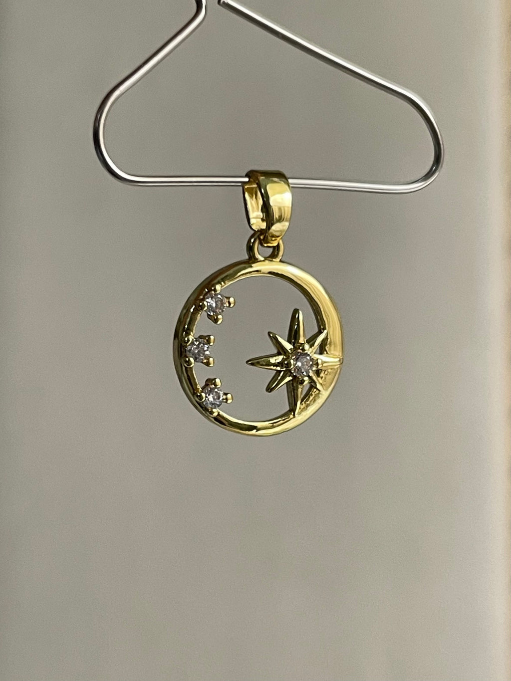 Pendant 3