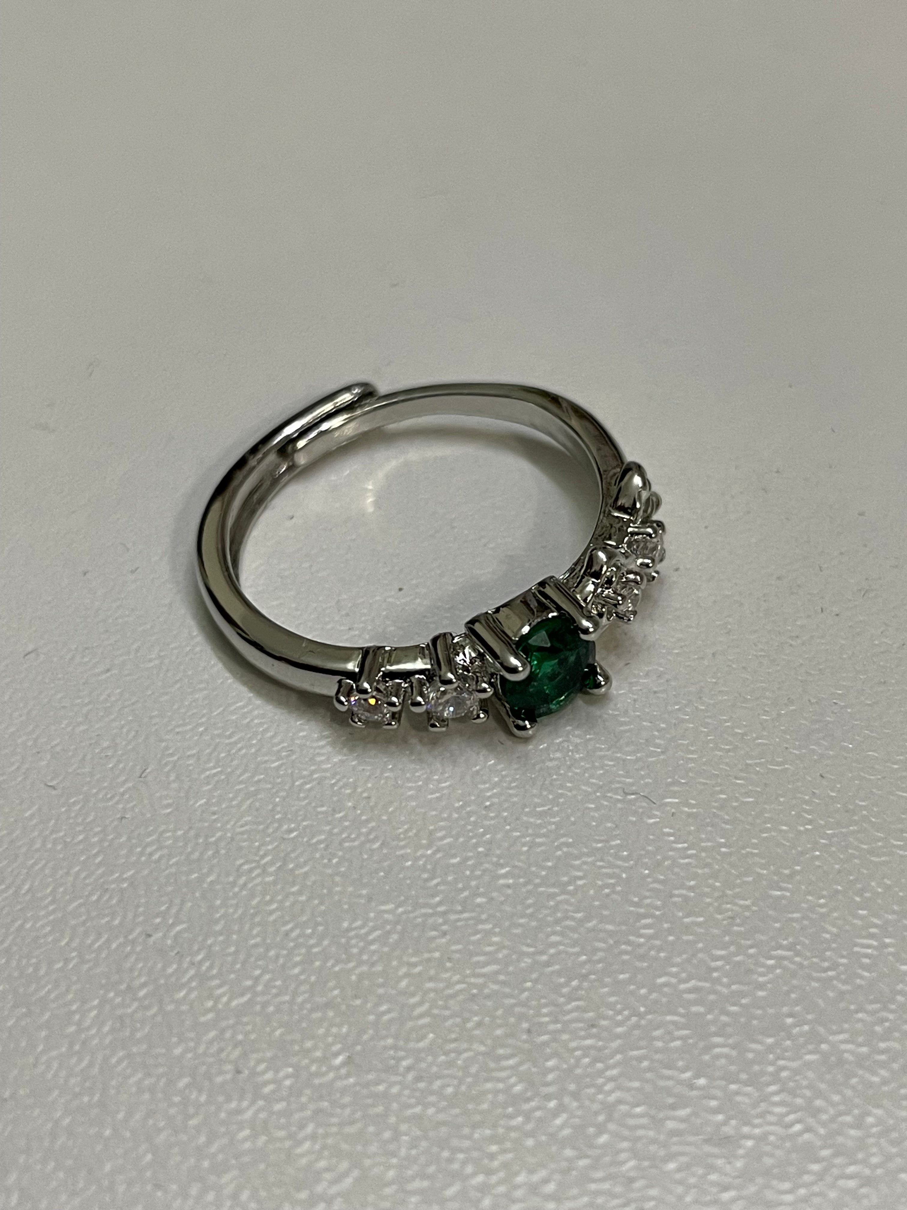 Ring 114 (Adjustable)