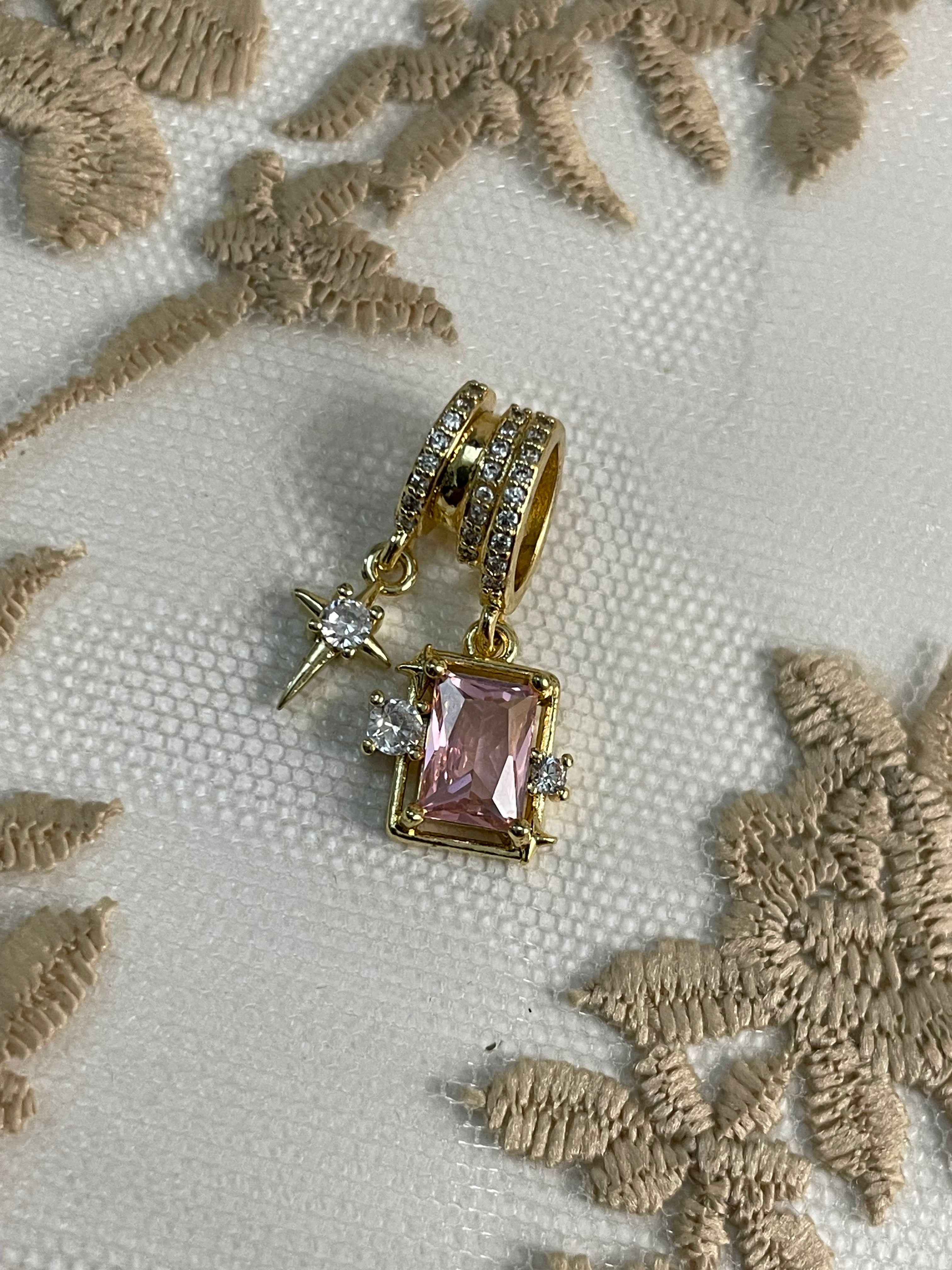Pendant 6