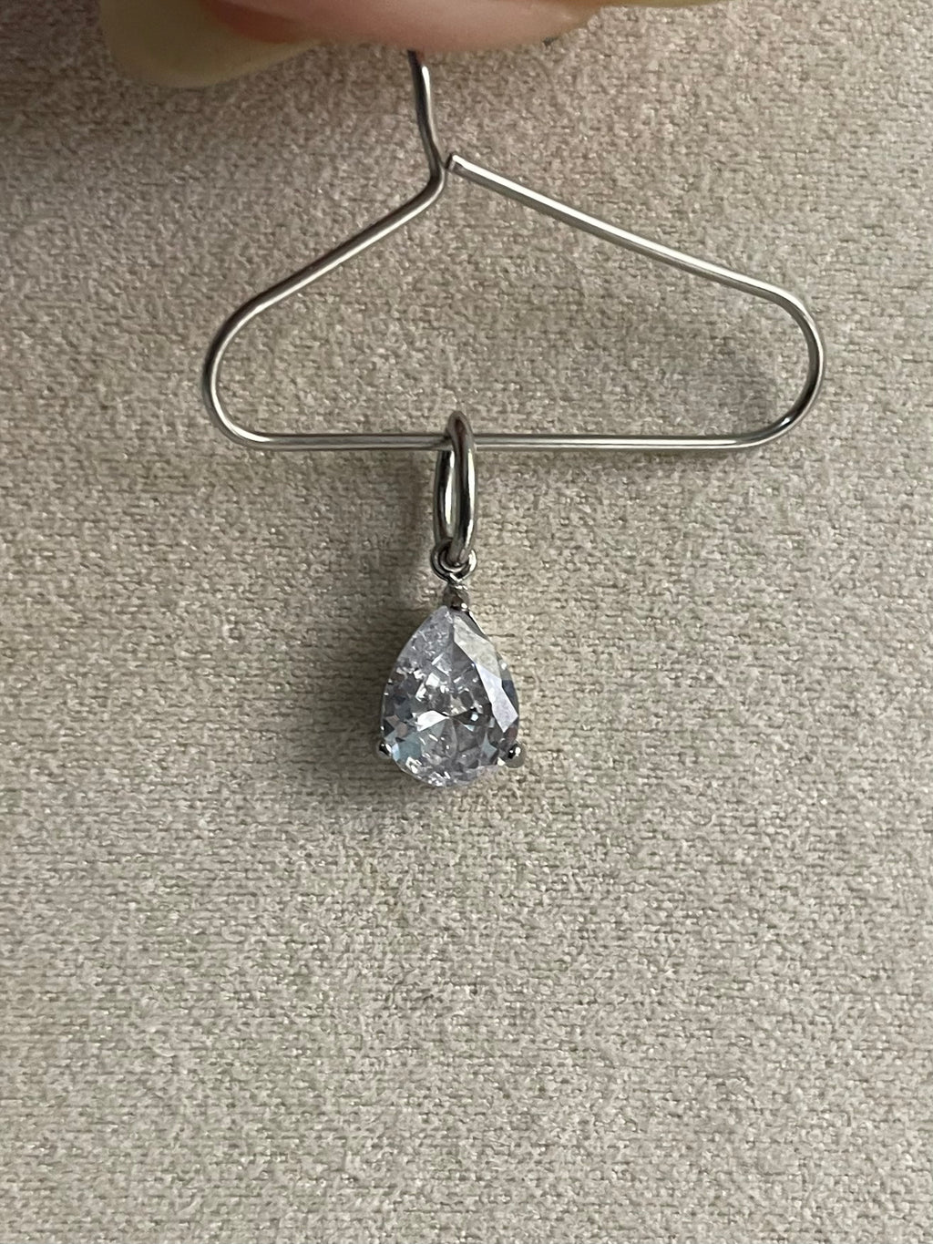 Pendant 26