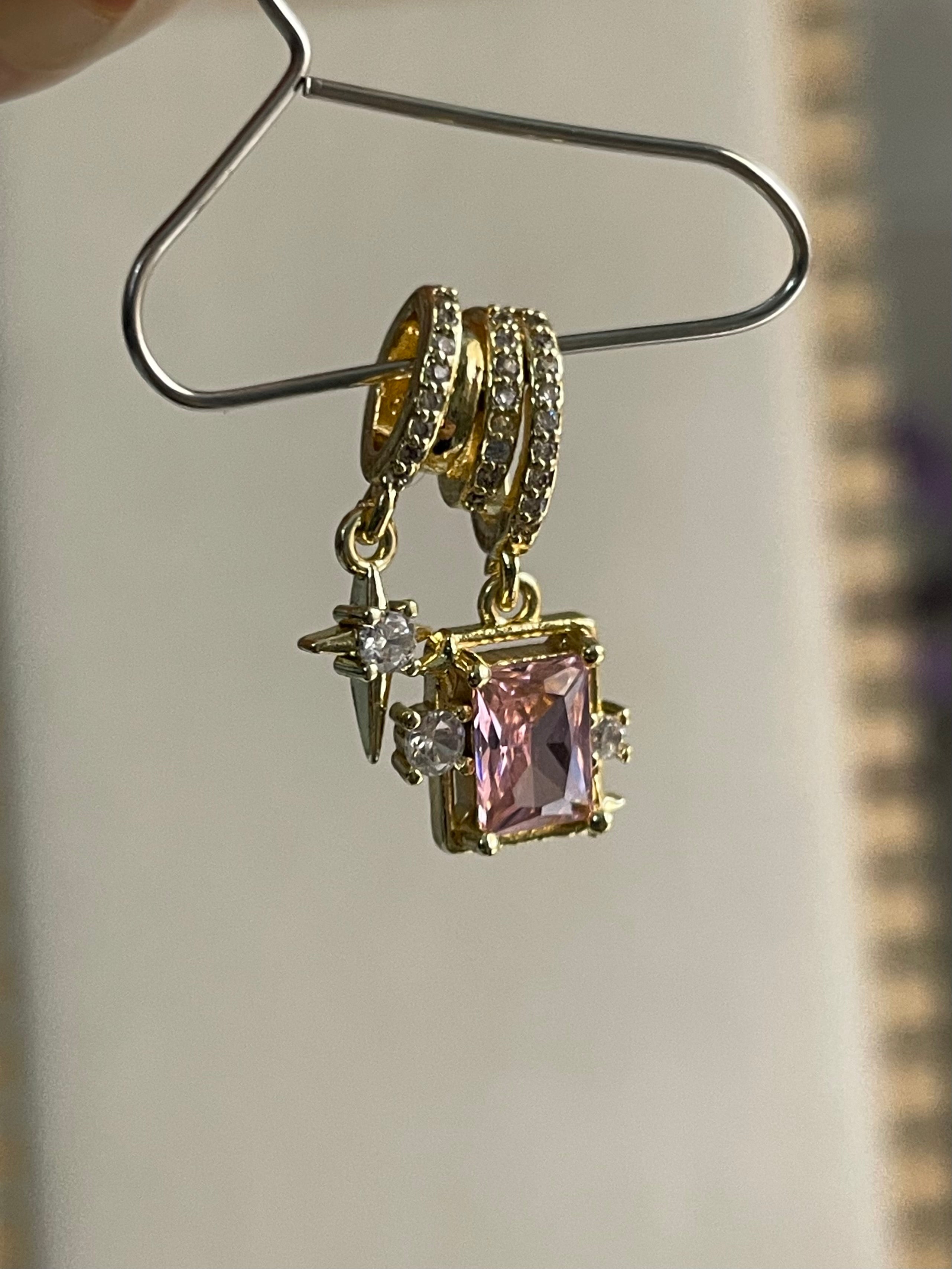 Pendant 6