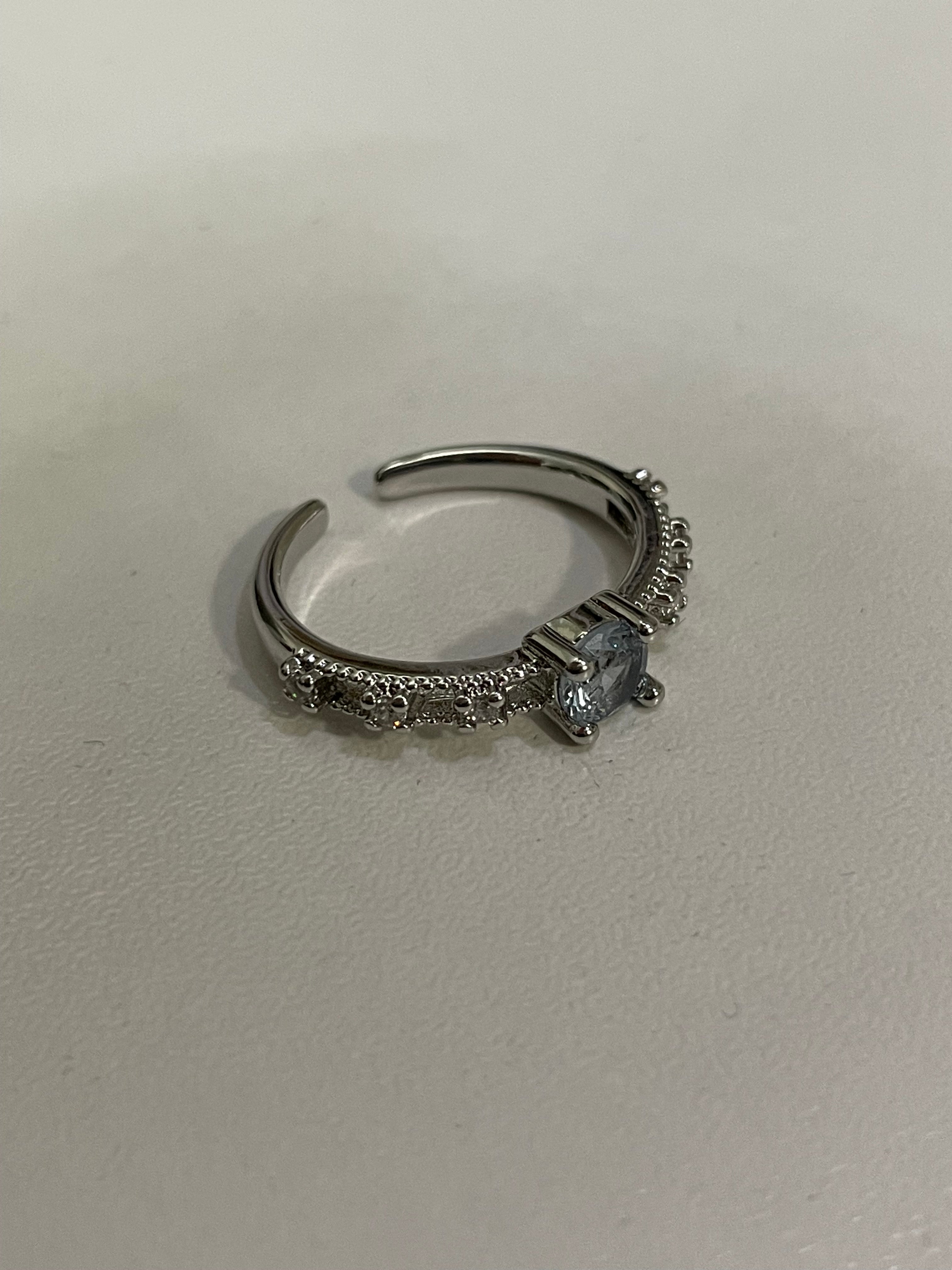 Ring 116 (Adjustable)