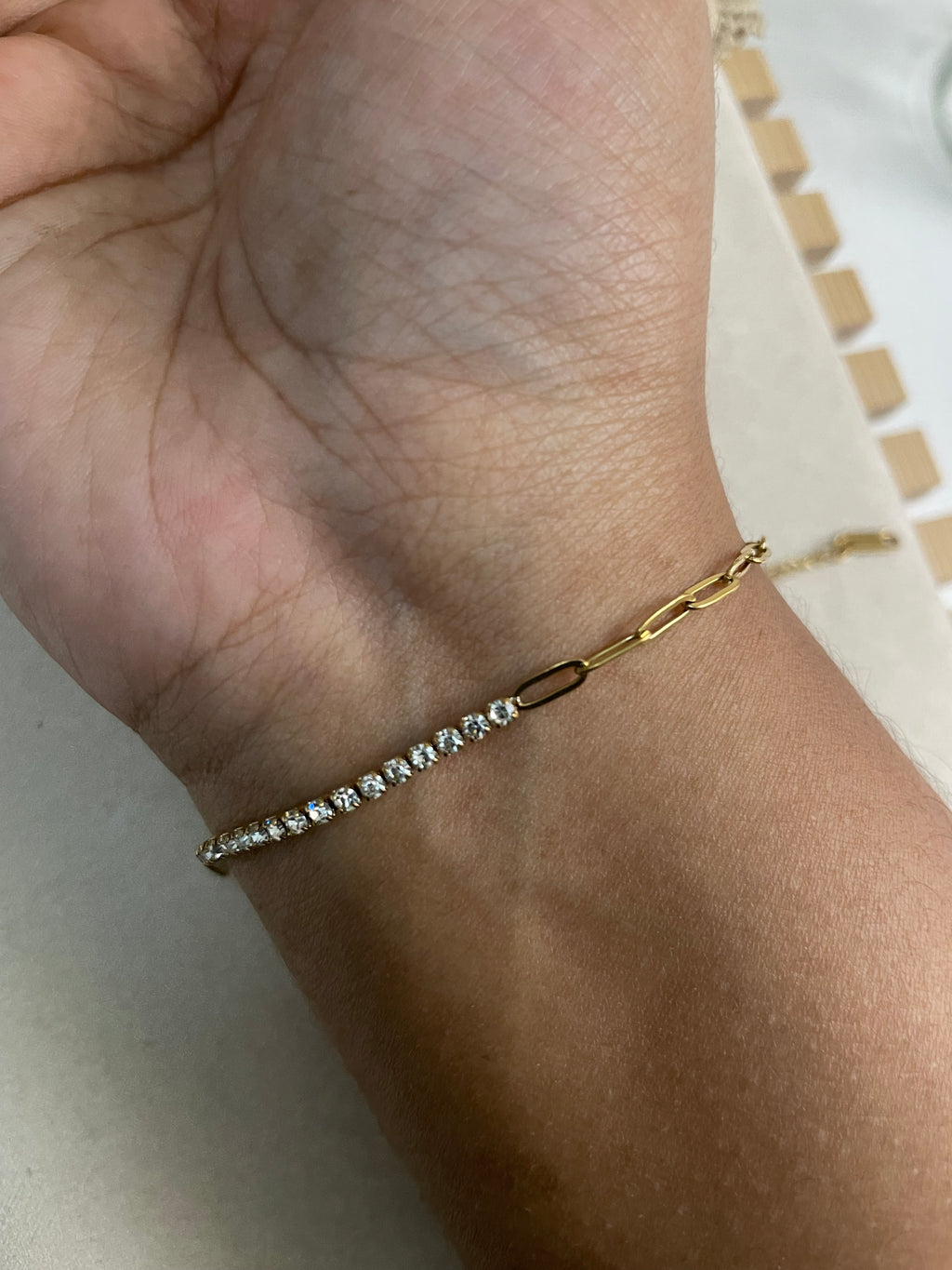 Bracelet 44