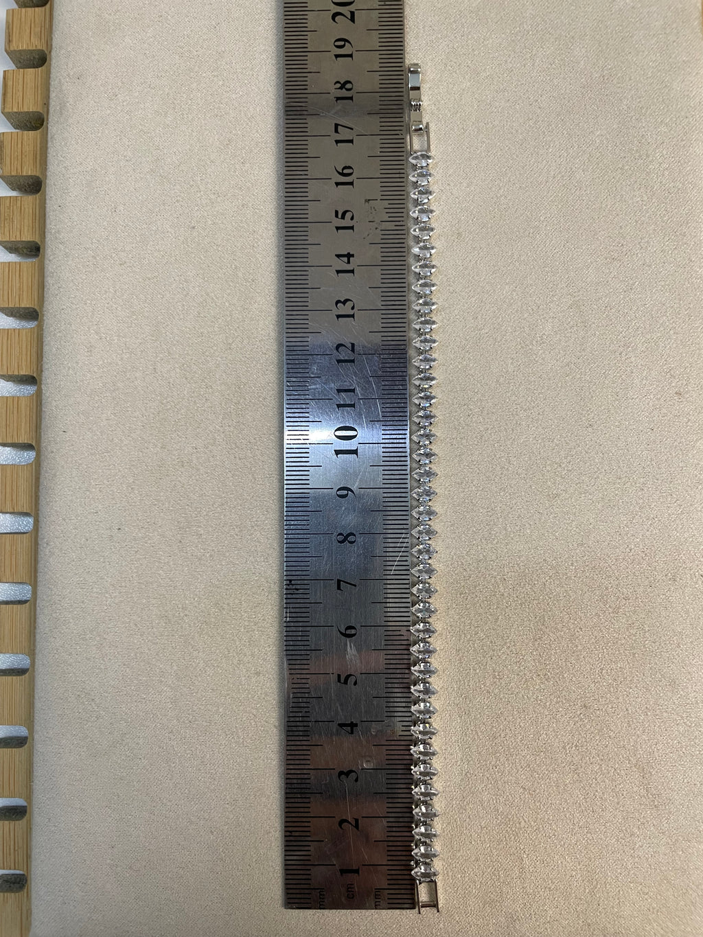 B54