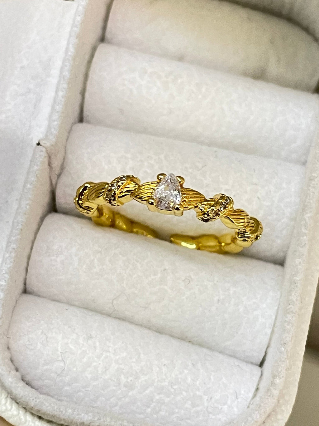 Ring 132 (Adjustable)