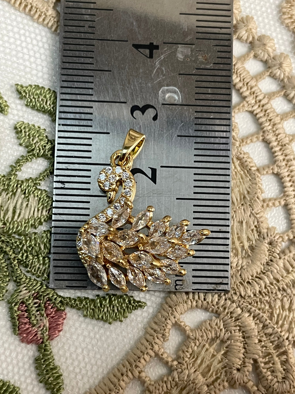 Pendant 4
