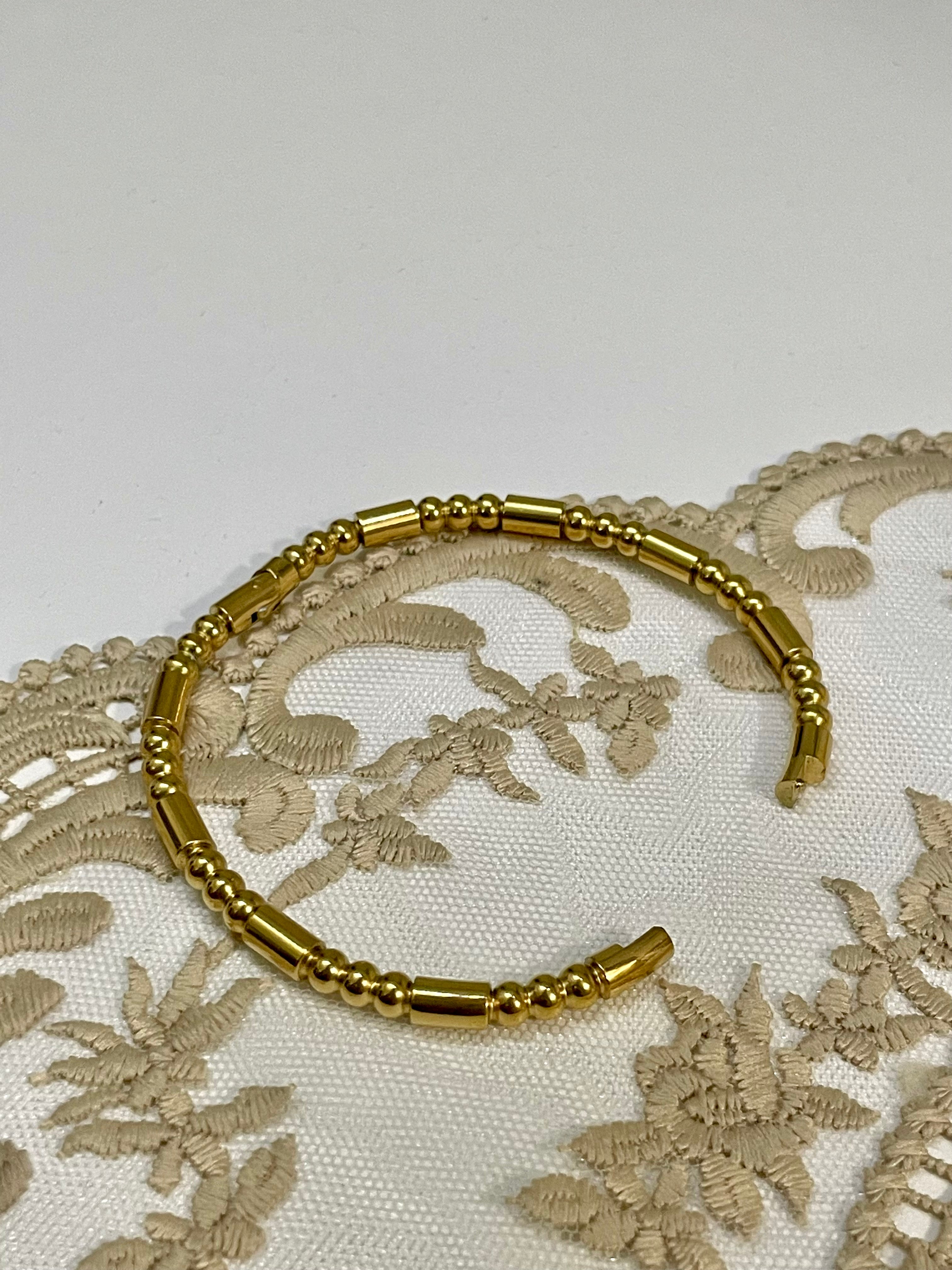 Cuff 7