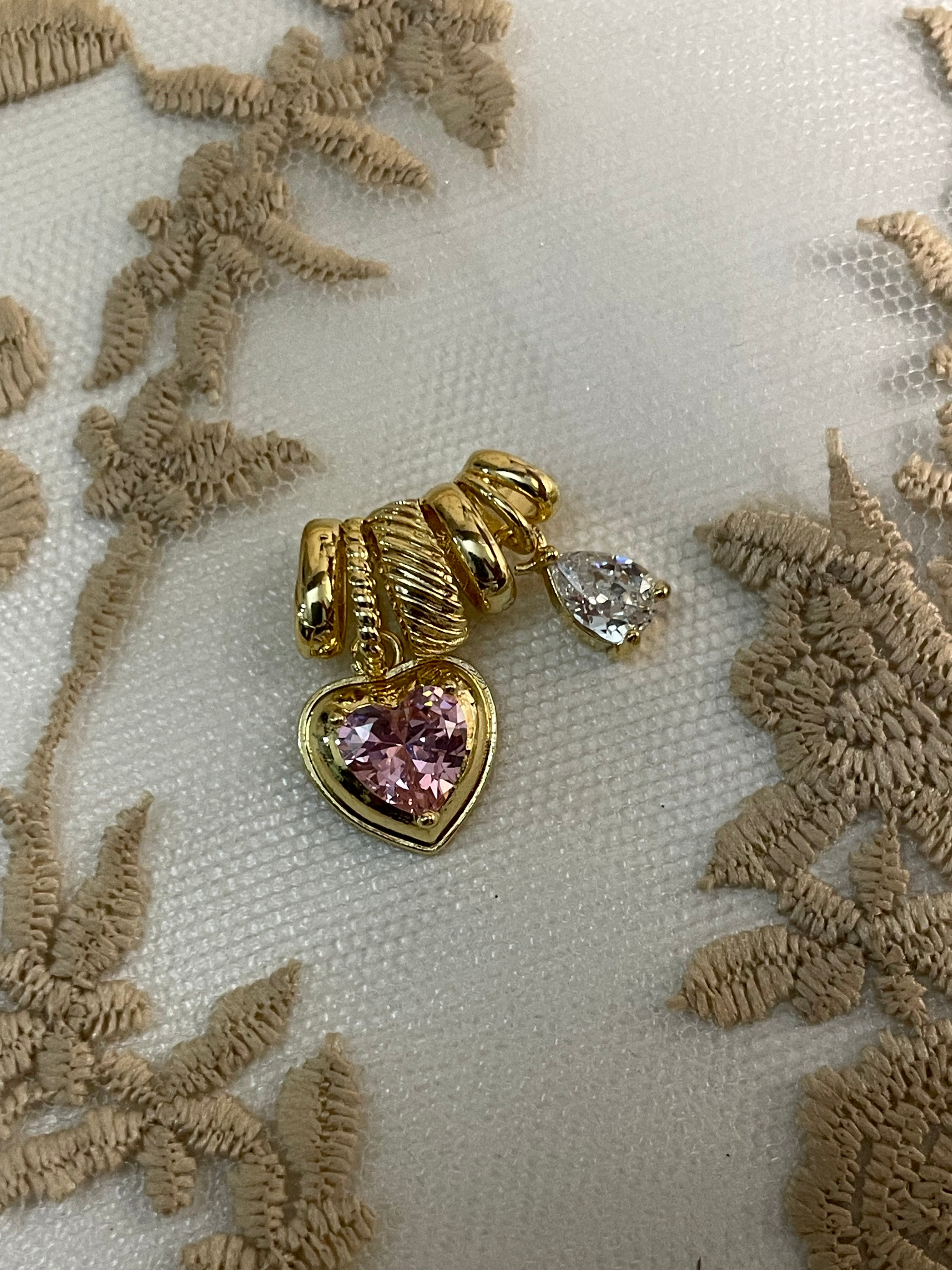 Pendant 9