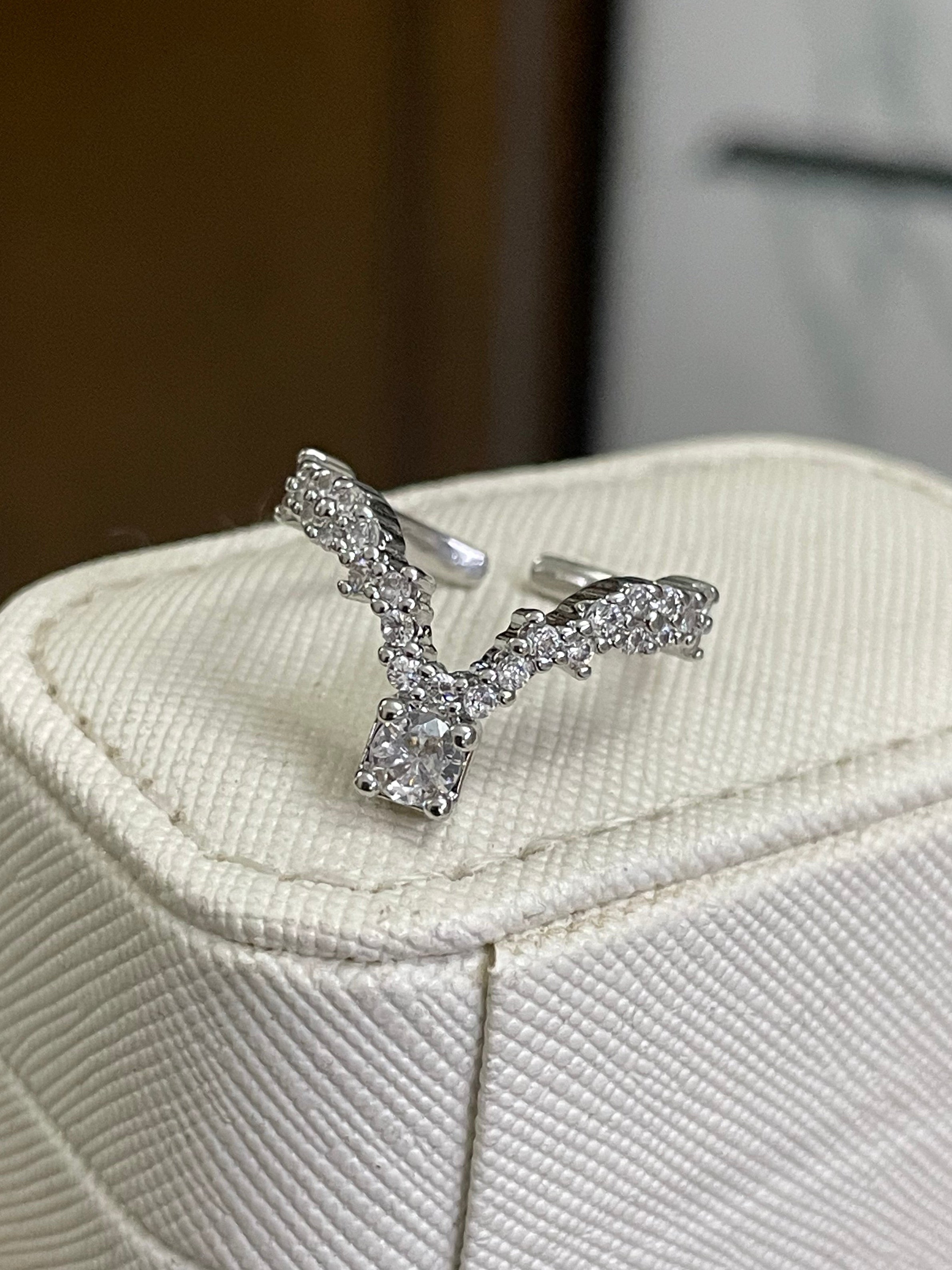 Ring 82 (Adjustable)