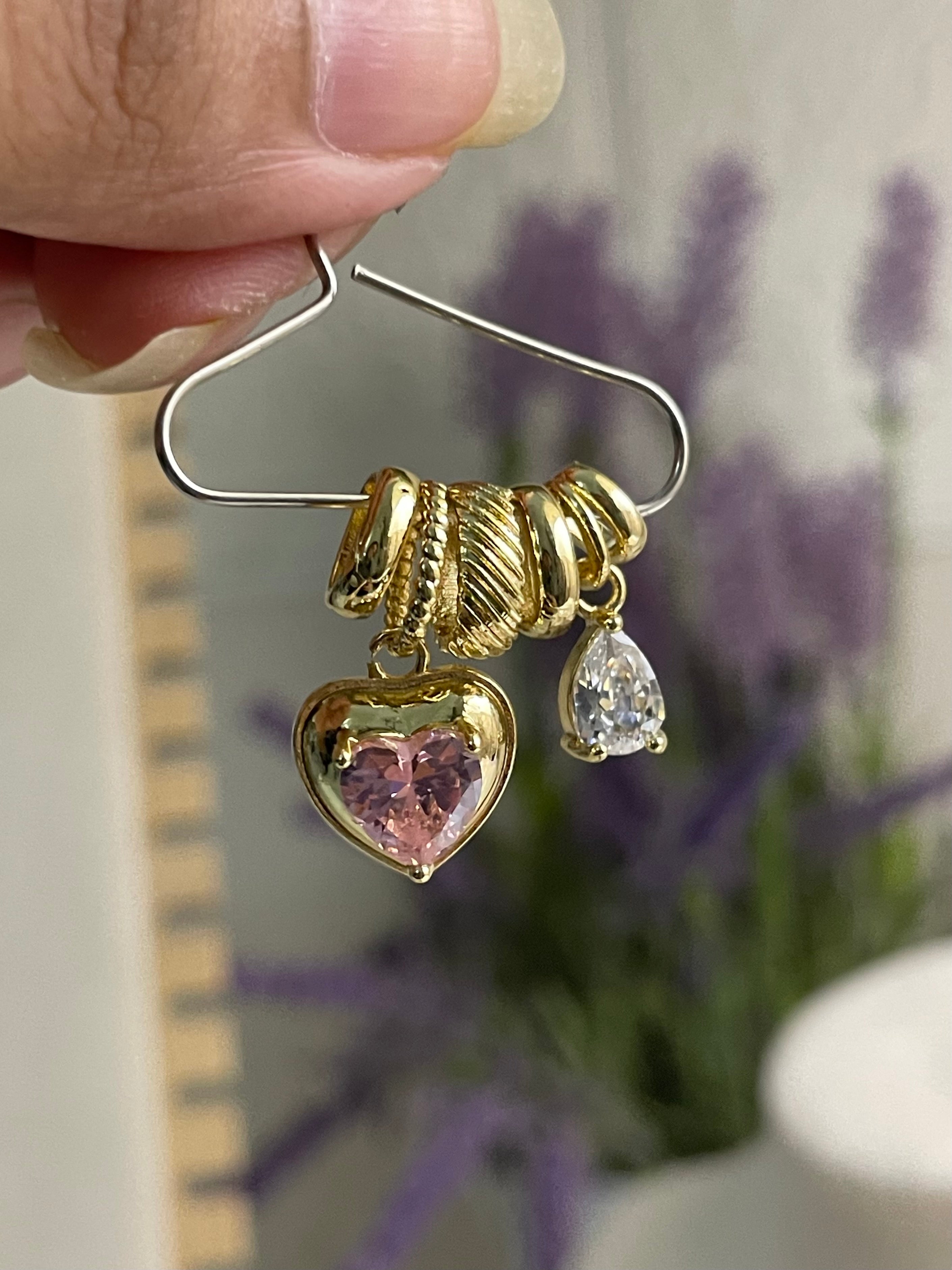 Pendant 9
