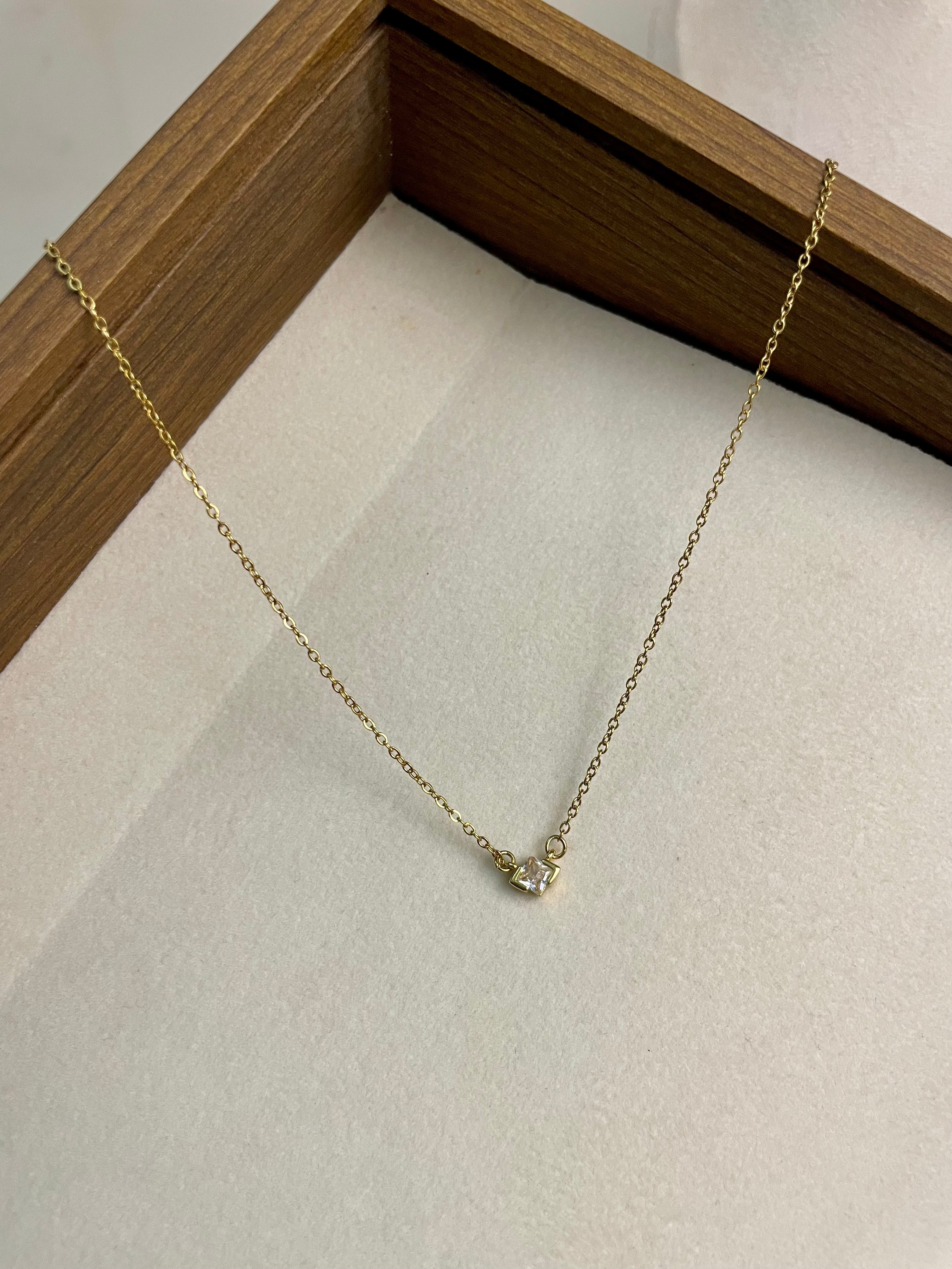 N49- Dainty