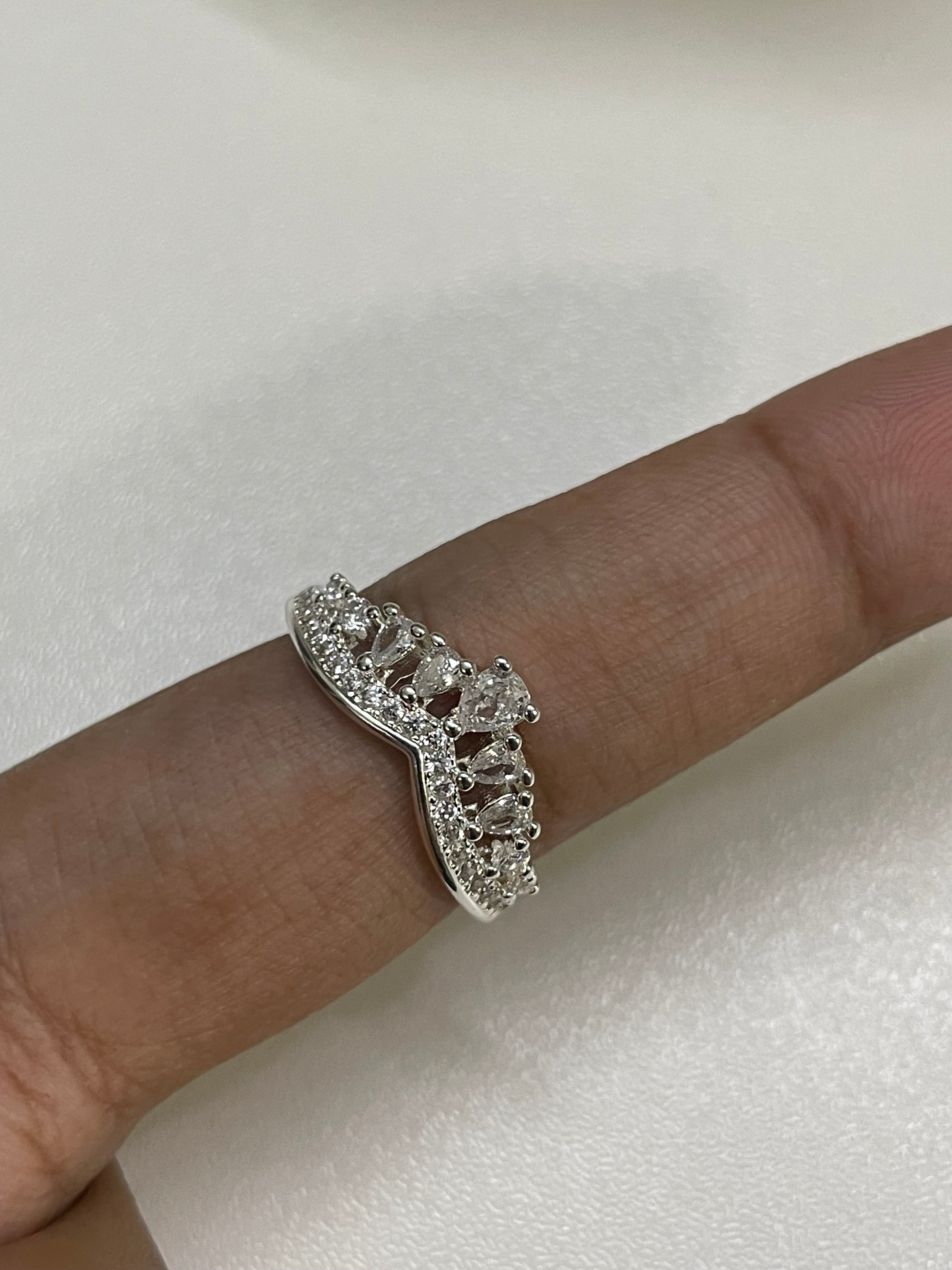 Ring 84 (Adjustable)