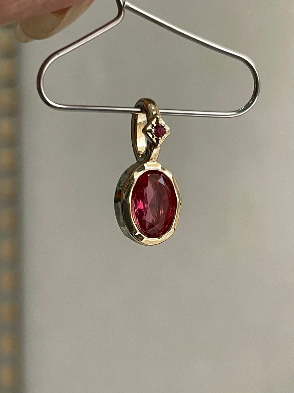 Pendant 36