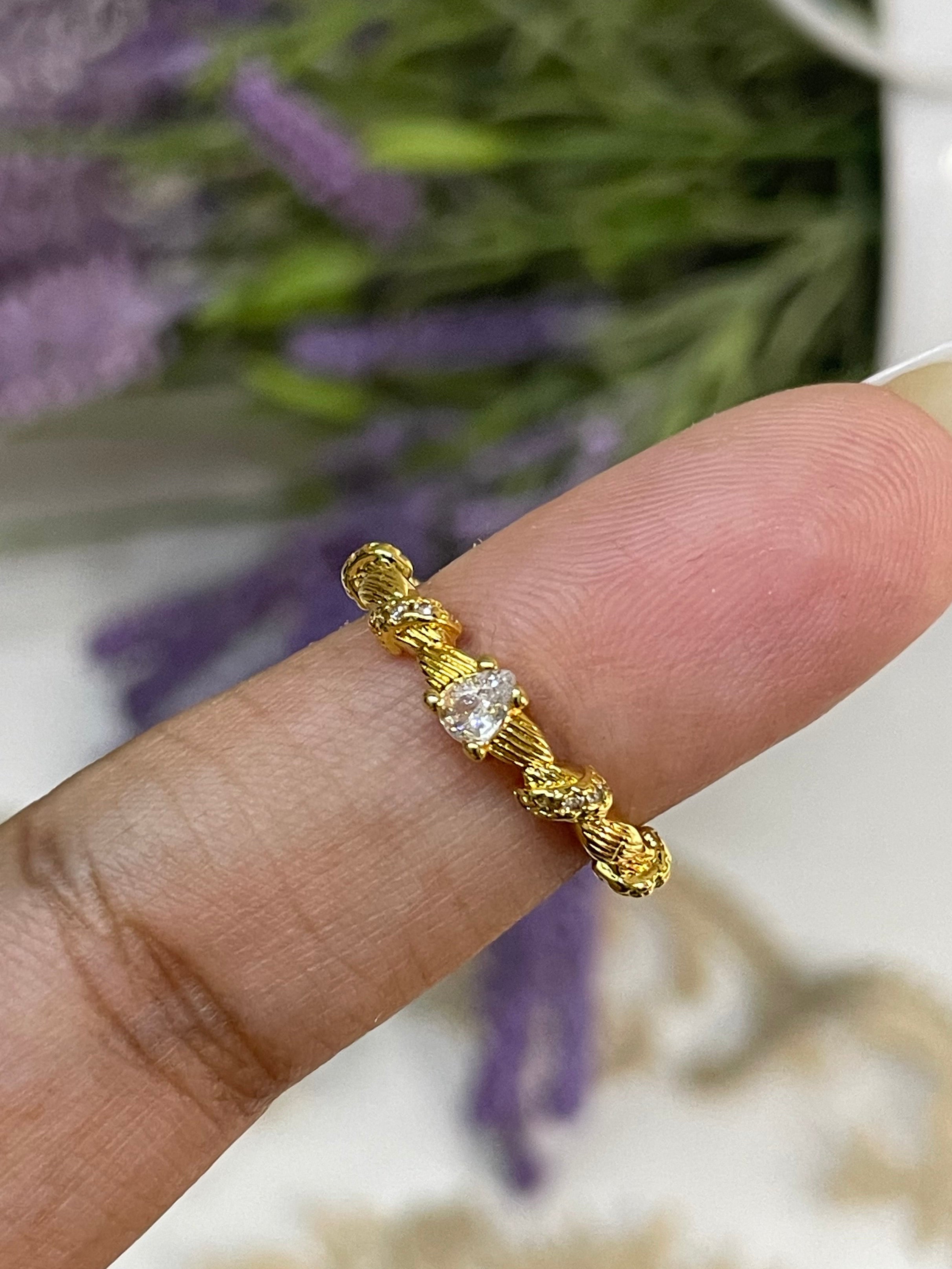 Ring 132 (Adjustable)