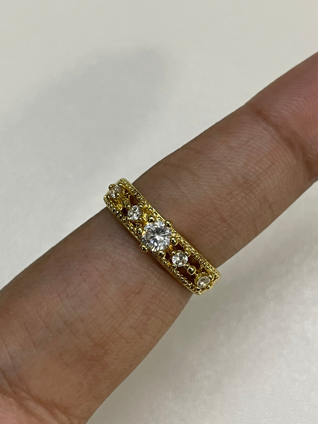 Ring 15 (Adjustable)
