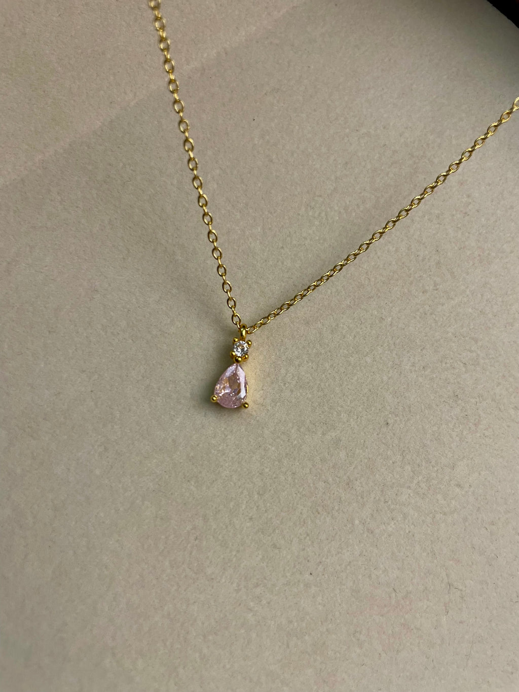 N54- Dainty